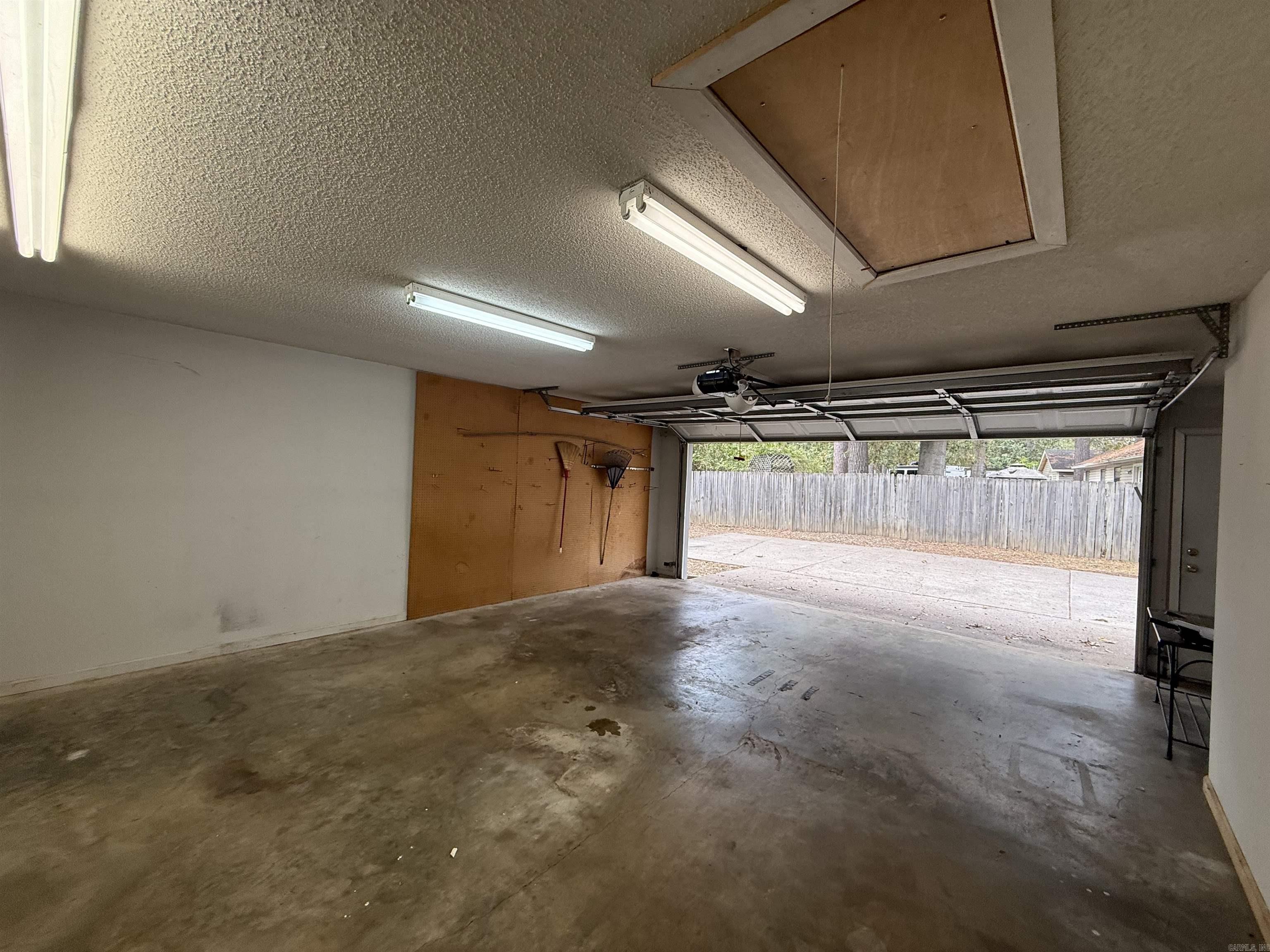 2611 Timbermist Drive Property Photo 26