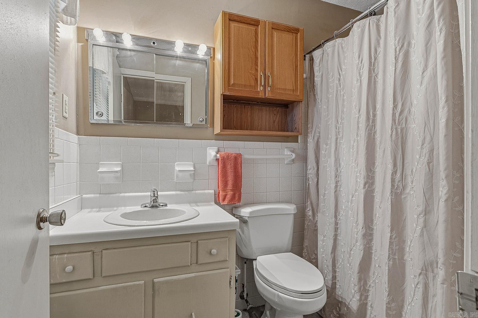 2221 Indian Trails St. Property Photo 21