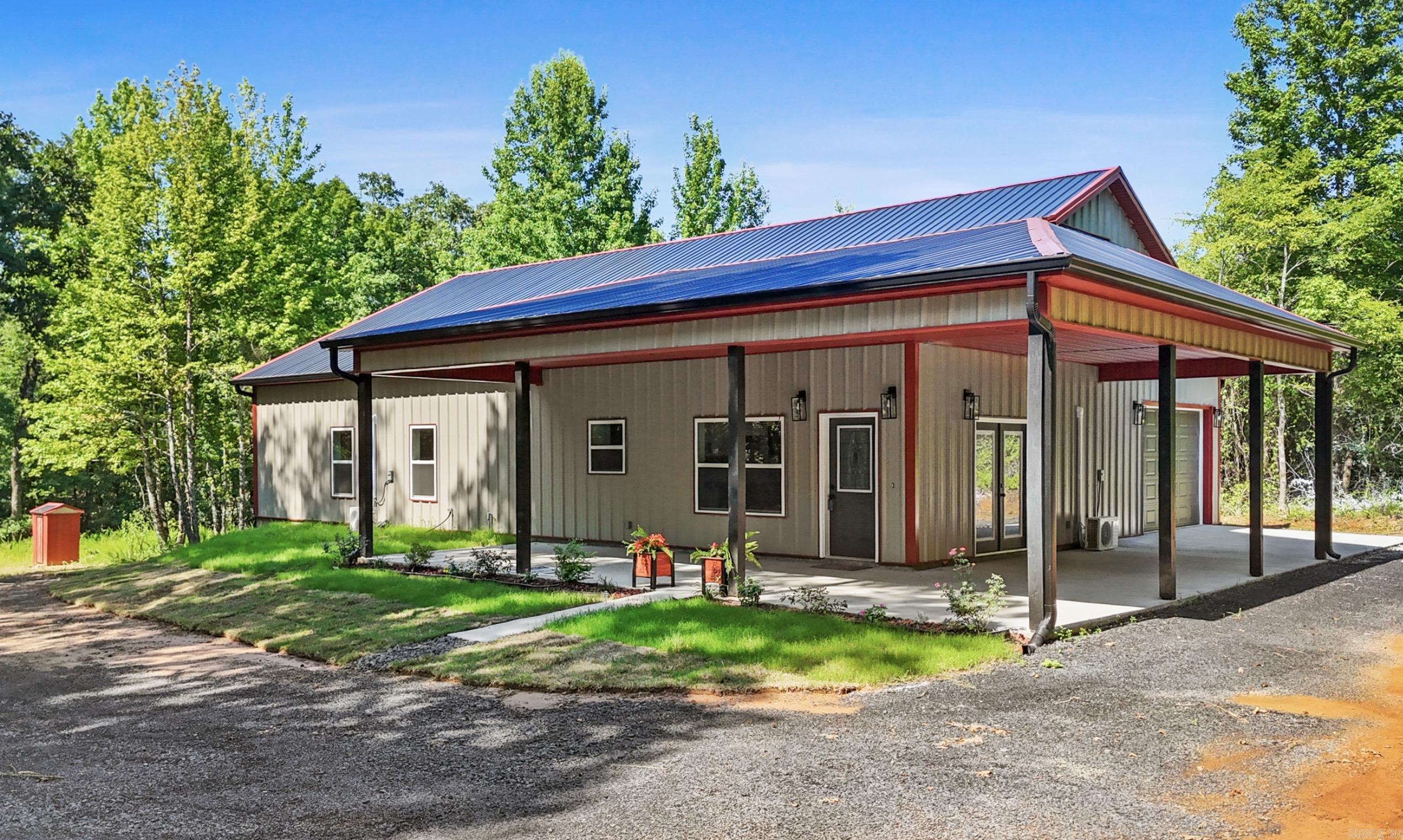 14411 Arnies Valley Road Property Photo 1