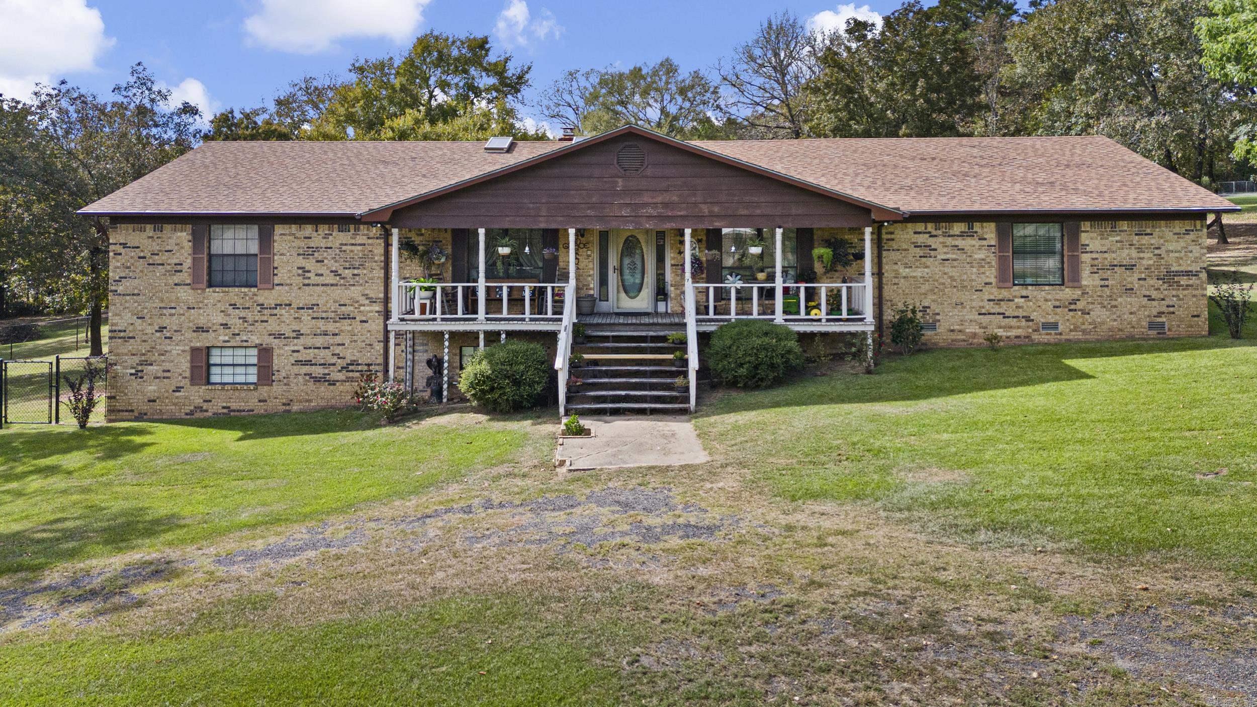 143 Ridgeview Lane Property Photo 1