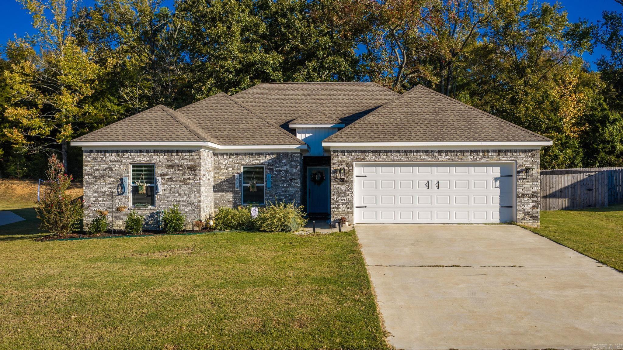61 Lewis Loop Property Photo 1