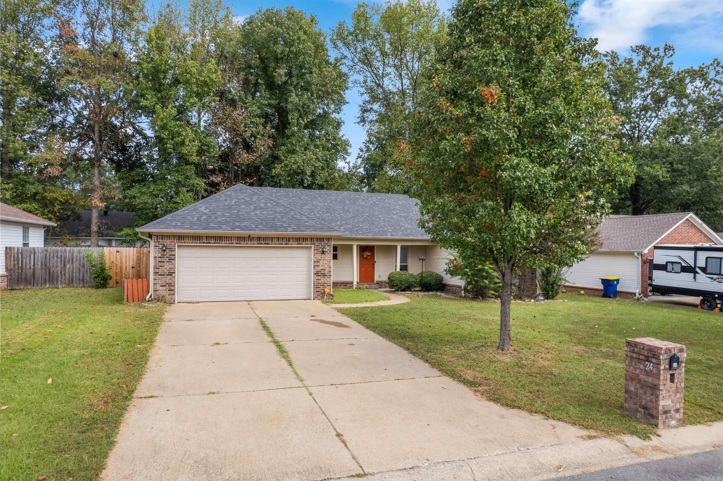 24 Stonehaven Drive Property Photo 1