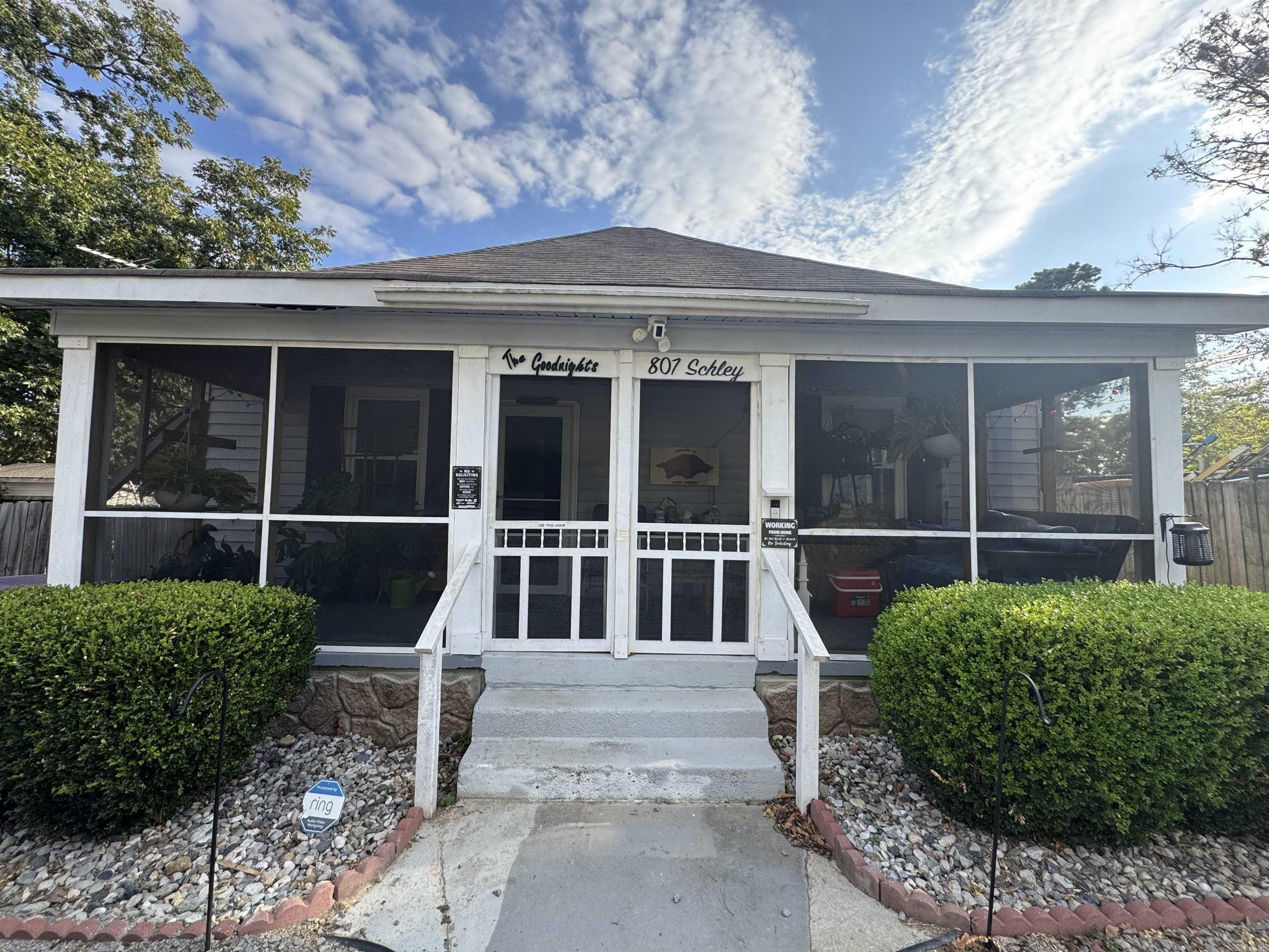 807 Schley Street Property Photo 1