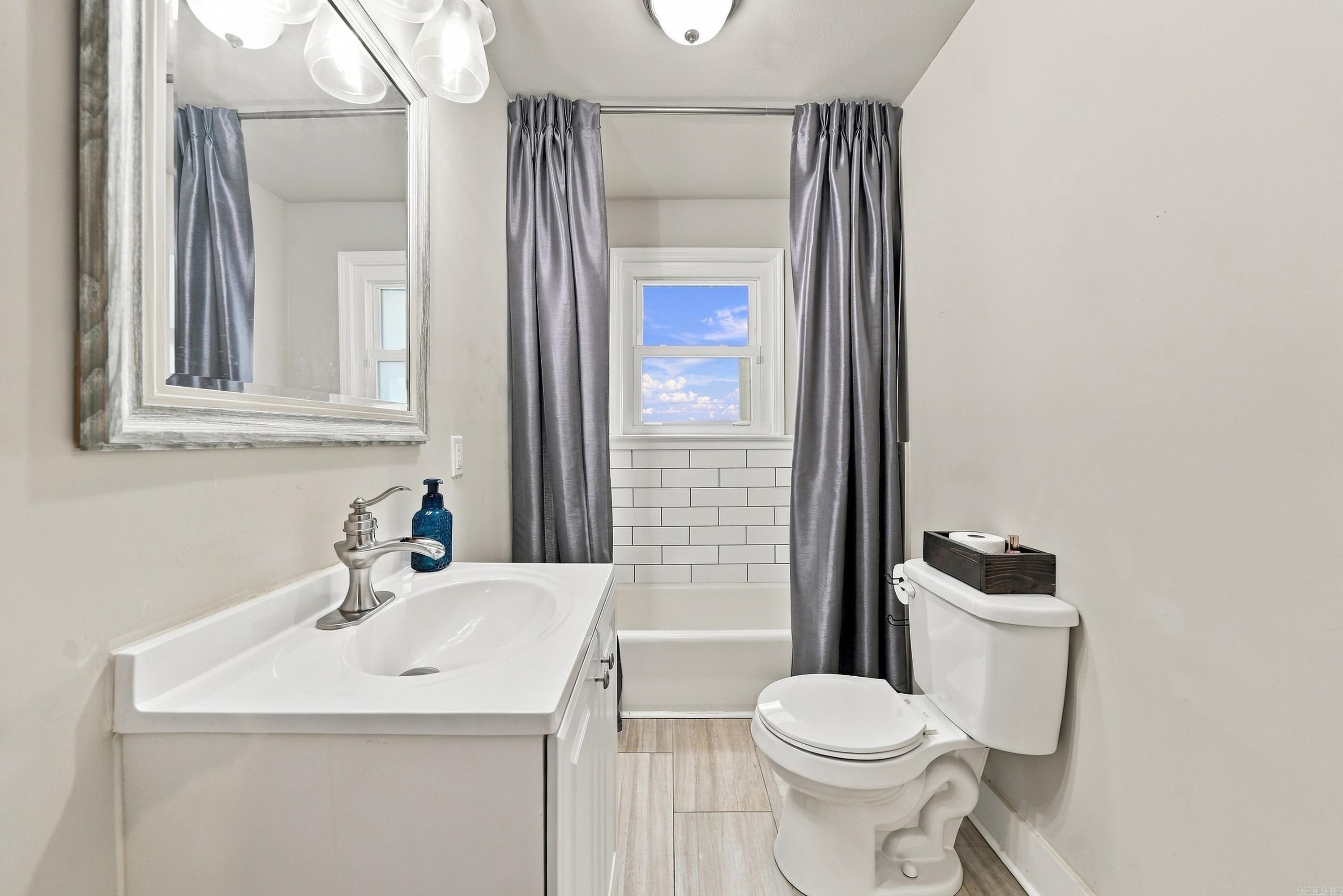 1106 W Sevier St Property Photo 12