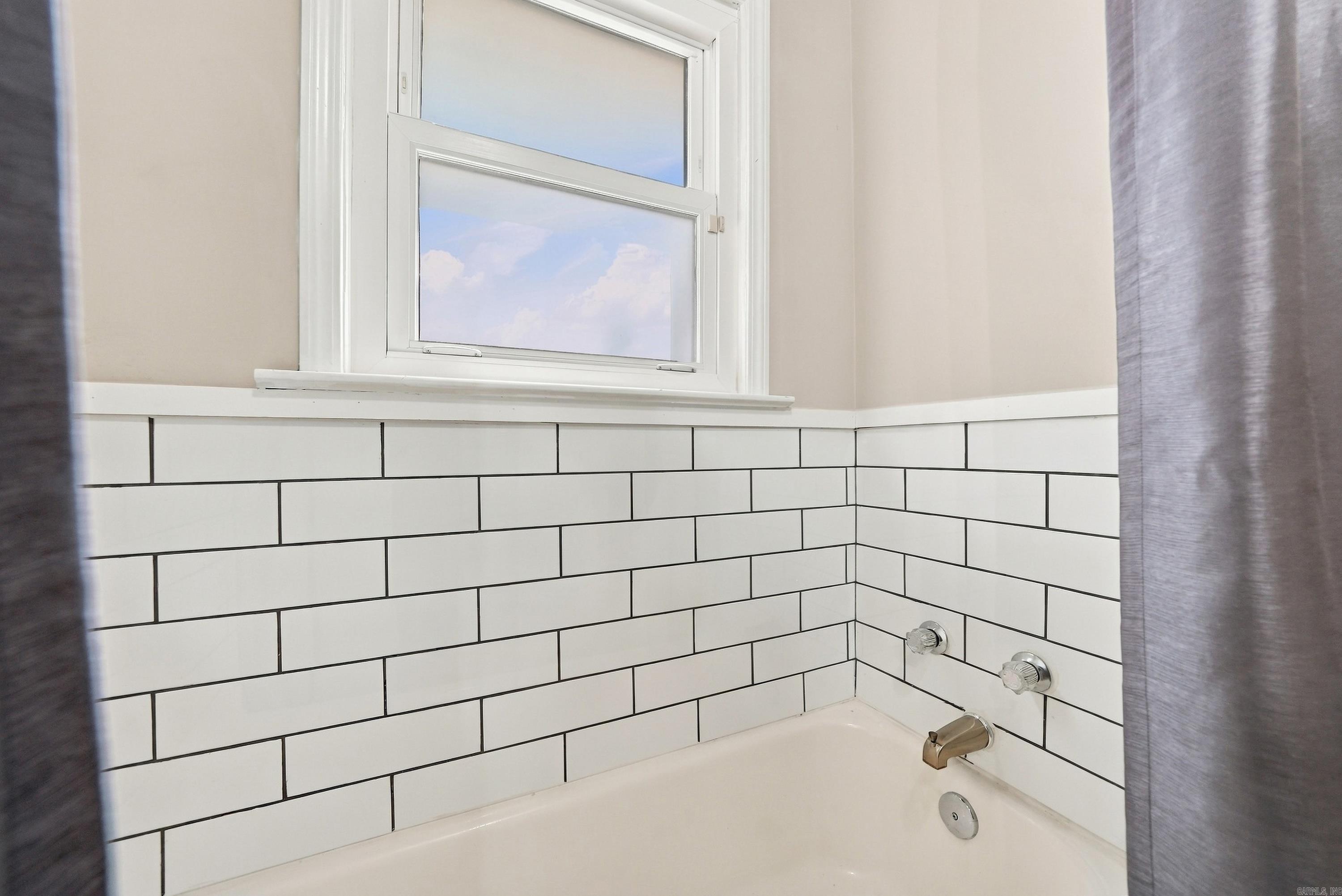 1106 W Sevier St Property Photo 13