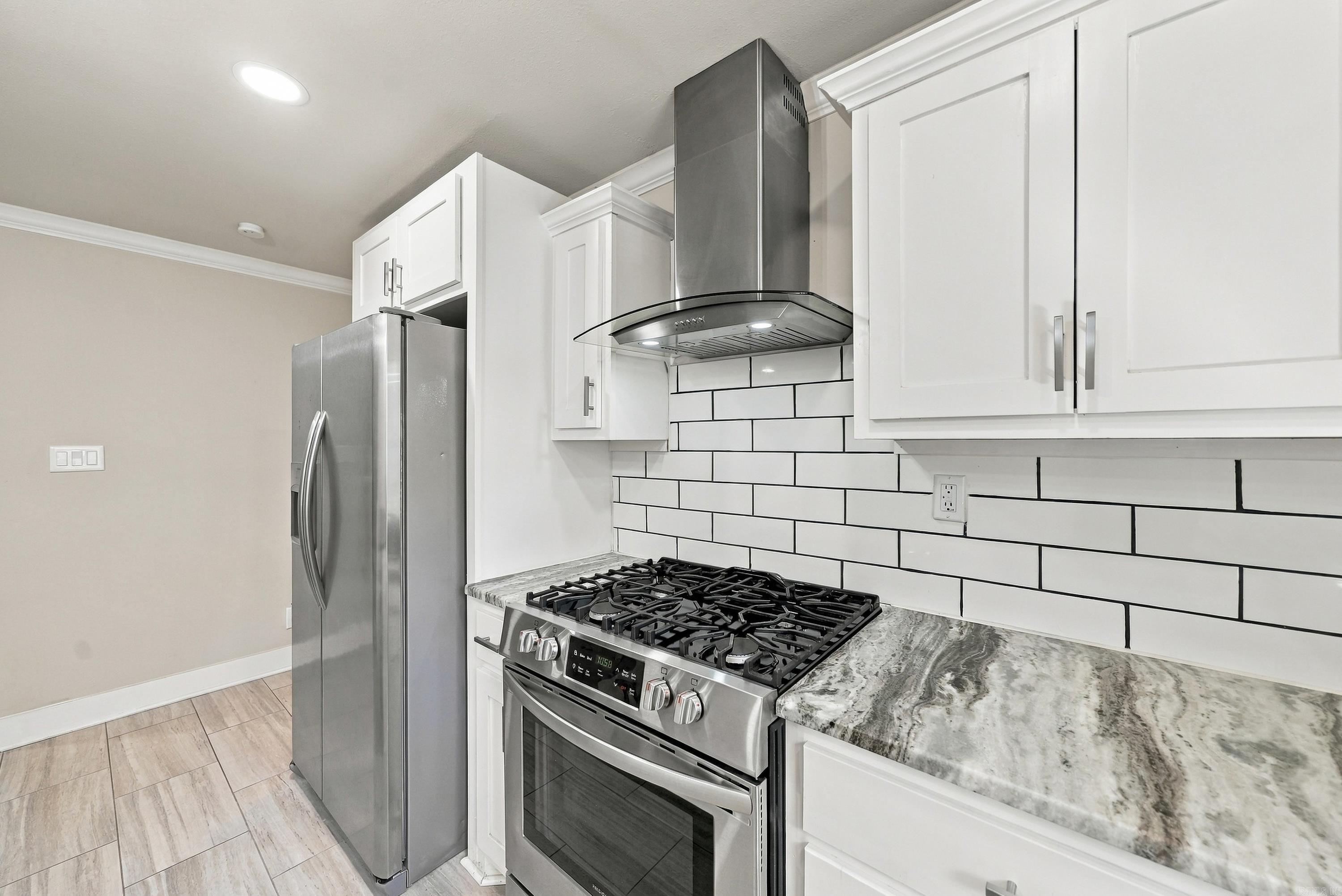 1106 W Sevier St Property Photo 18