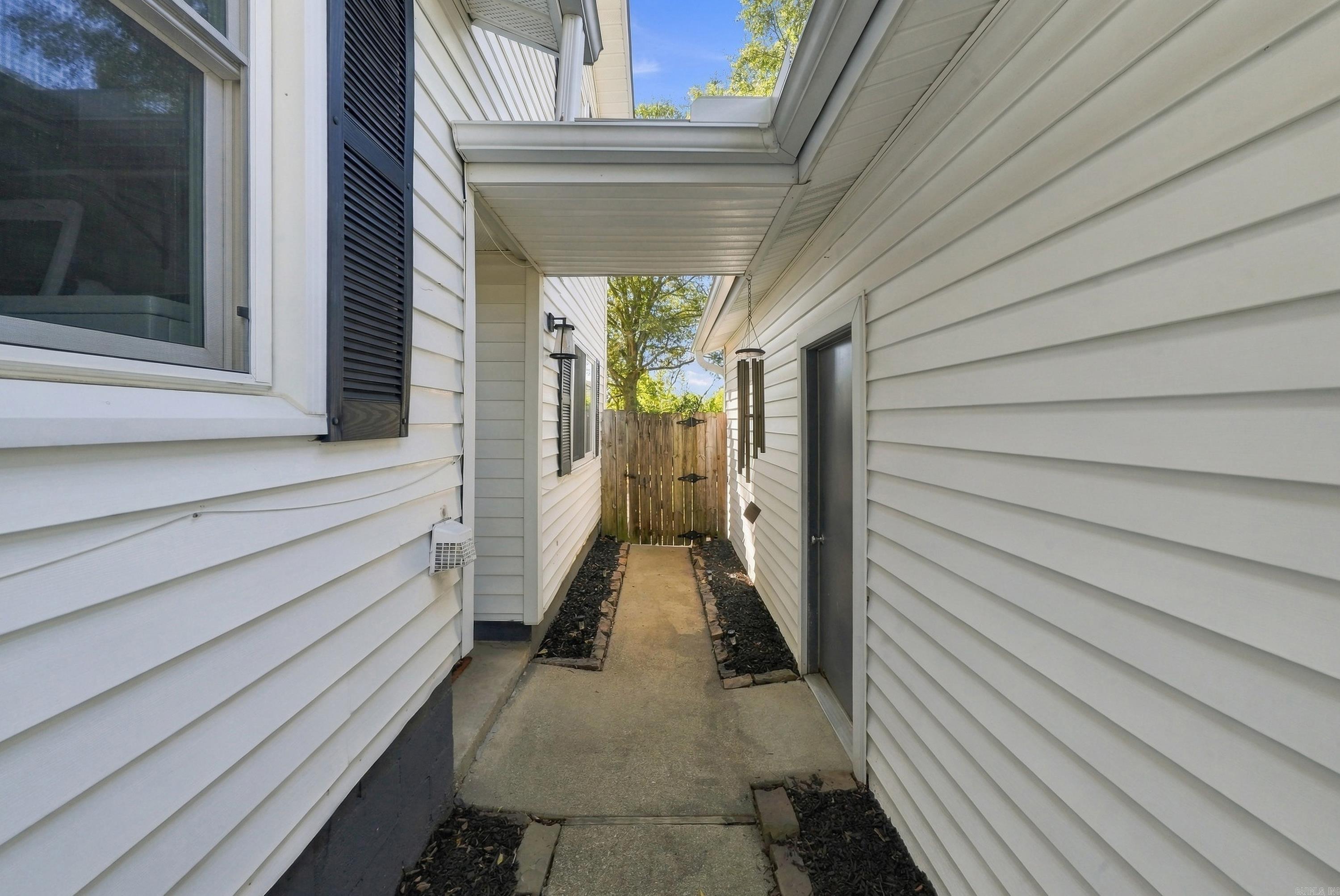 1106 W Sevier St Property Photo 44
