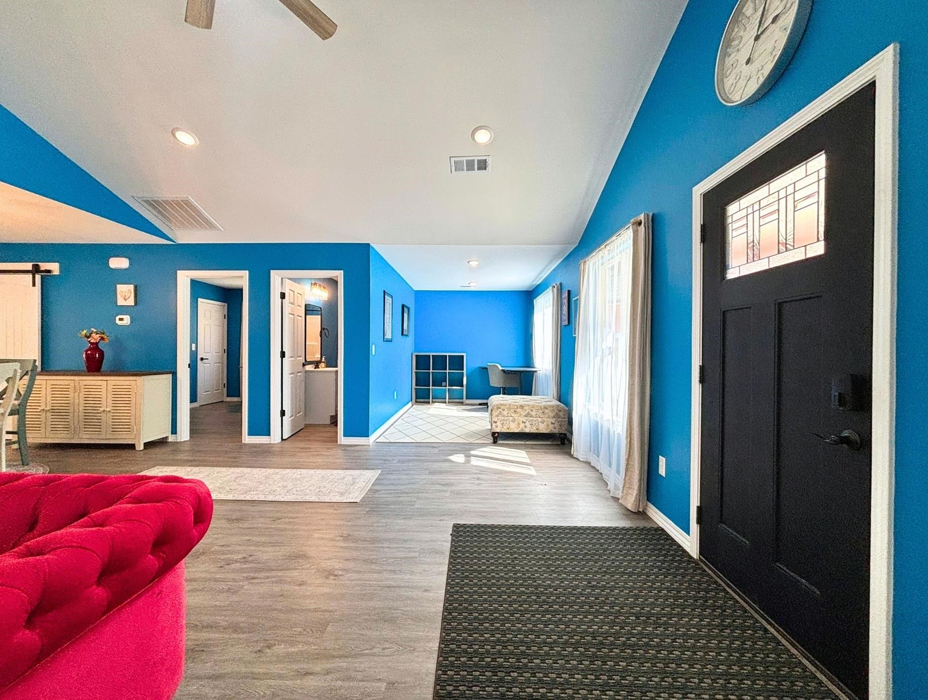 26041551 Property Photo 15