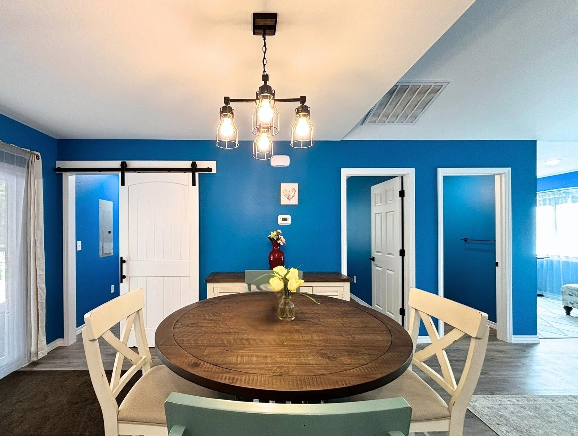 26041551 Property Photo 17
