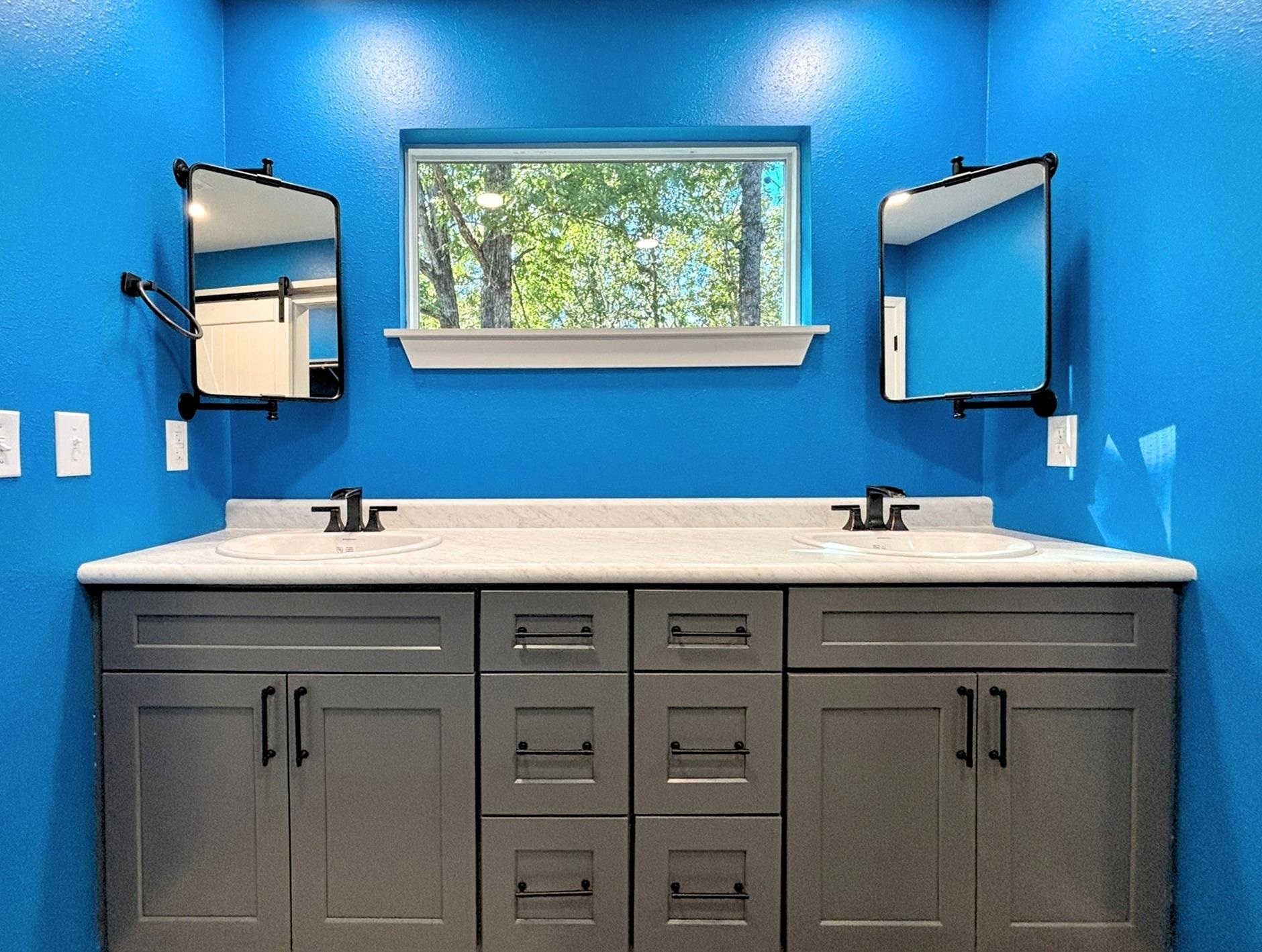 26041551 Property Photo 28