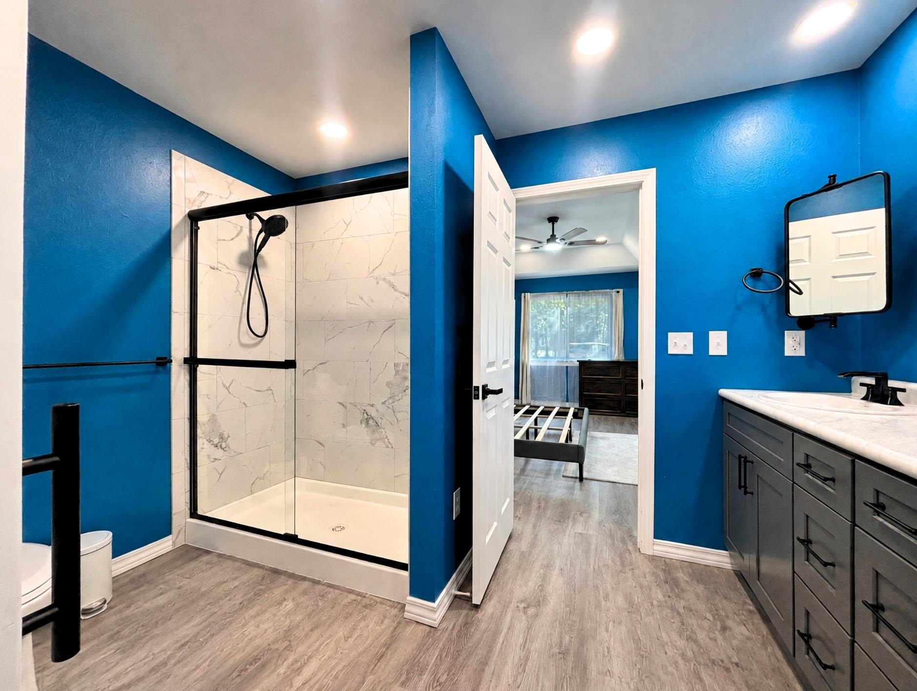 26041551 Property Photo 29
