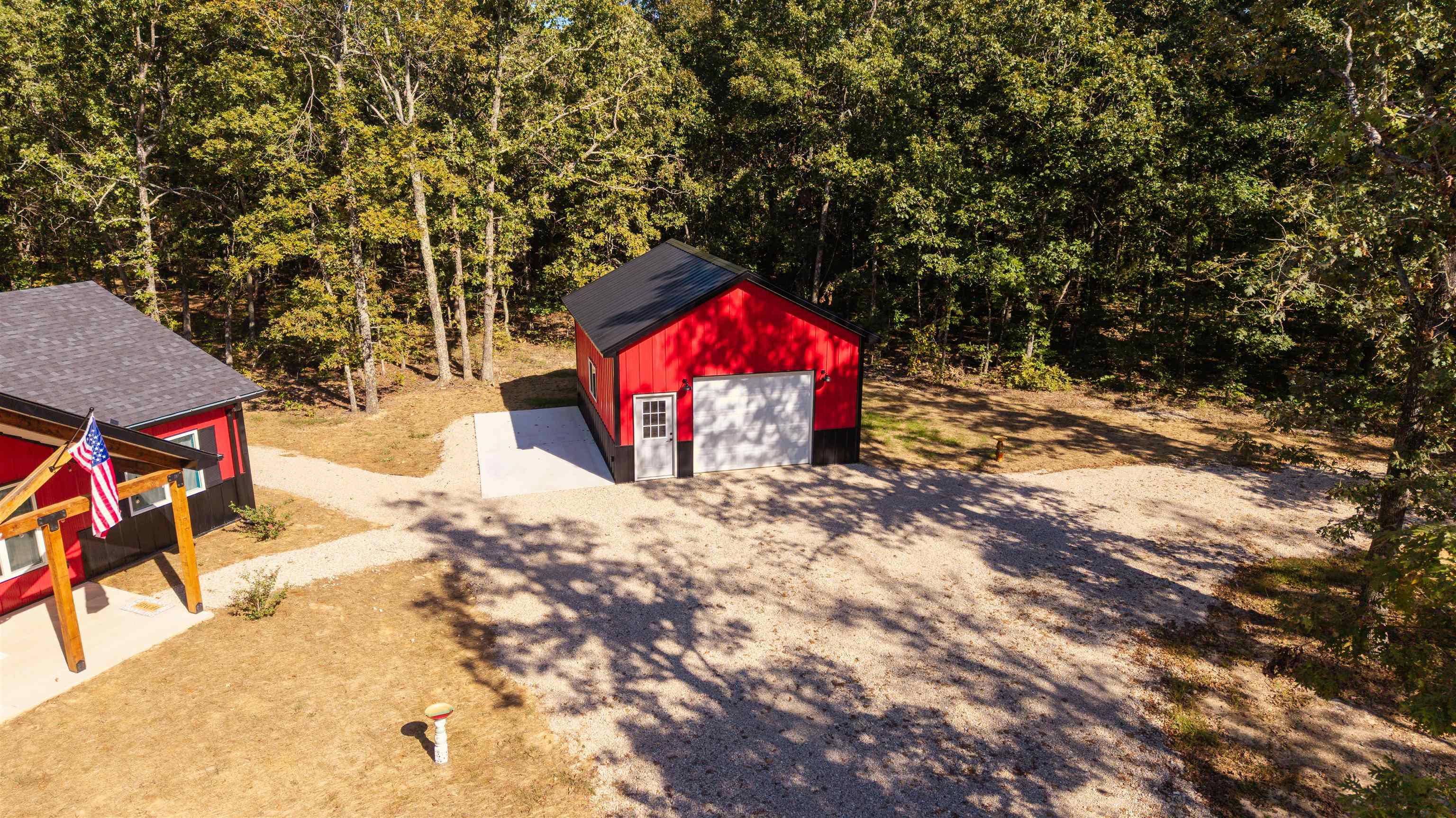 26041551 Property Photo 36