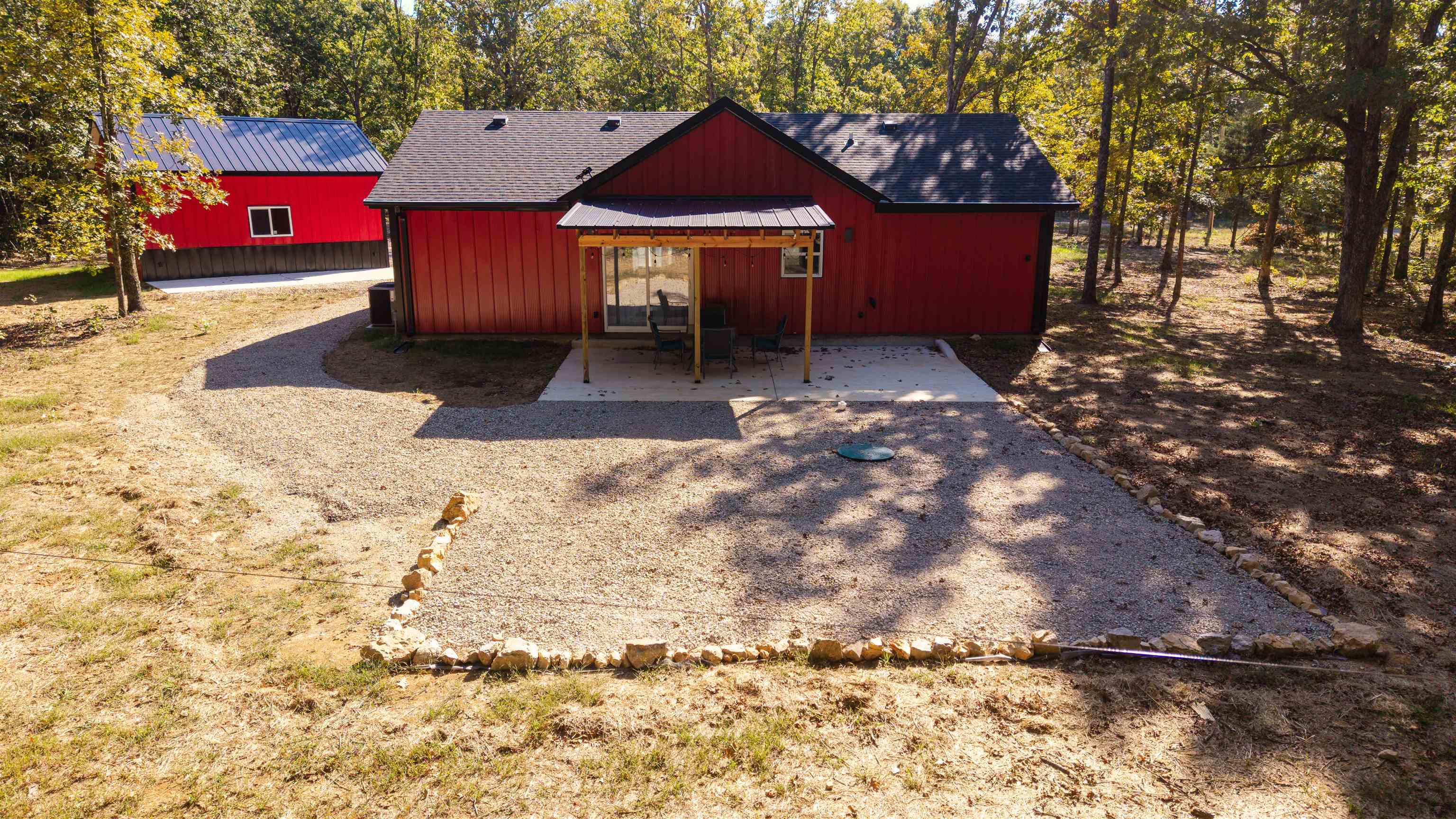 26041551 Property Photo 40