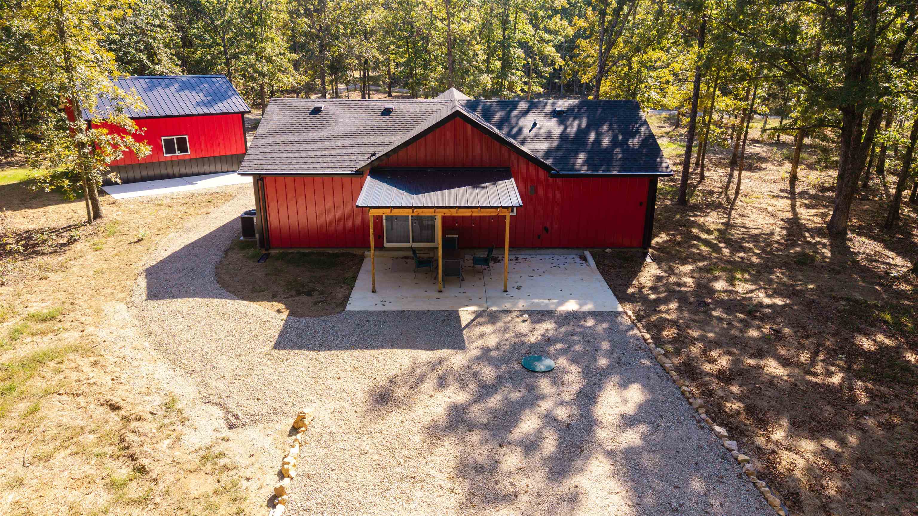 26041551 Property Photo 41