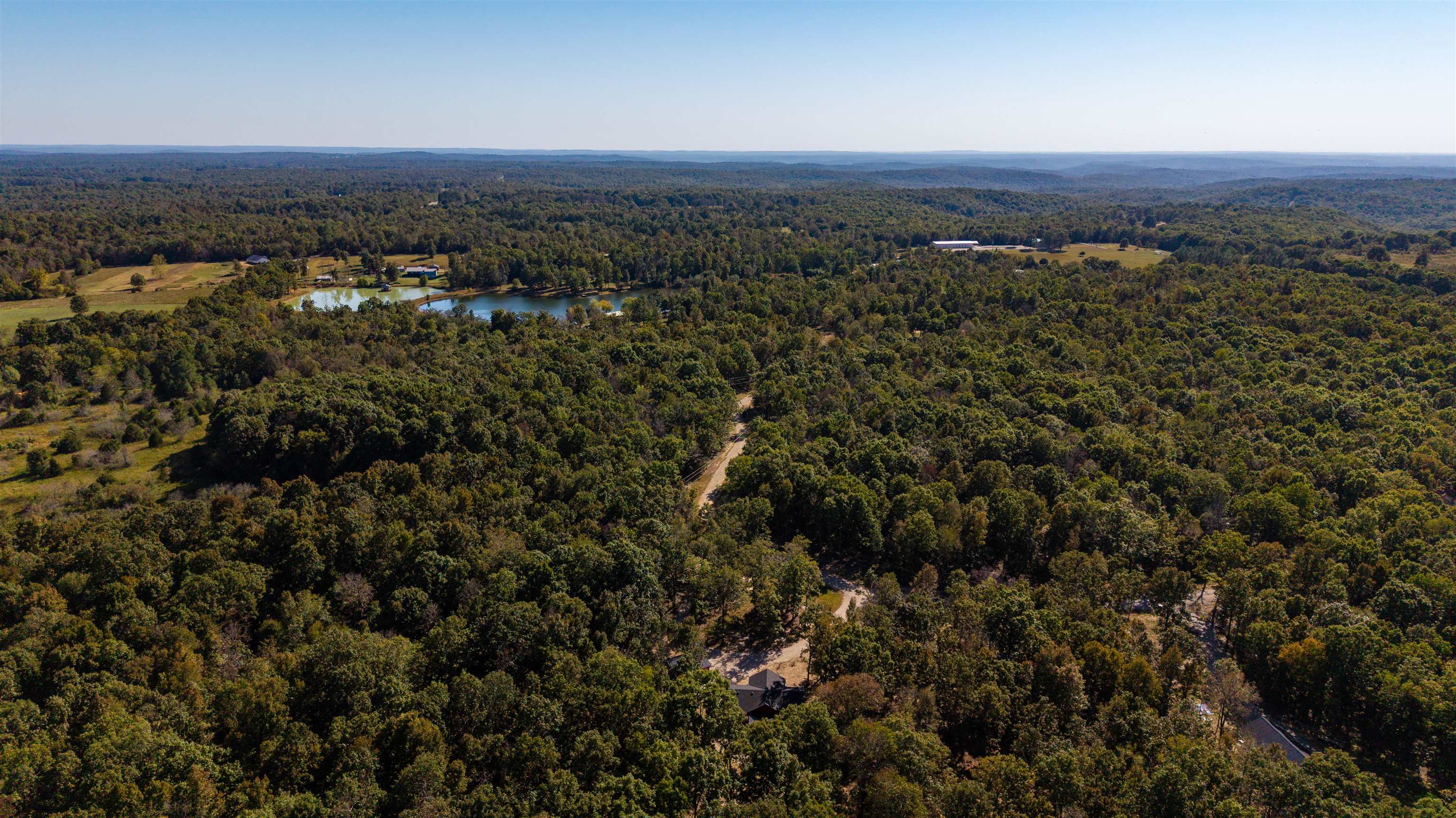 26041551 Property Photo 43