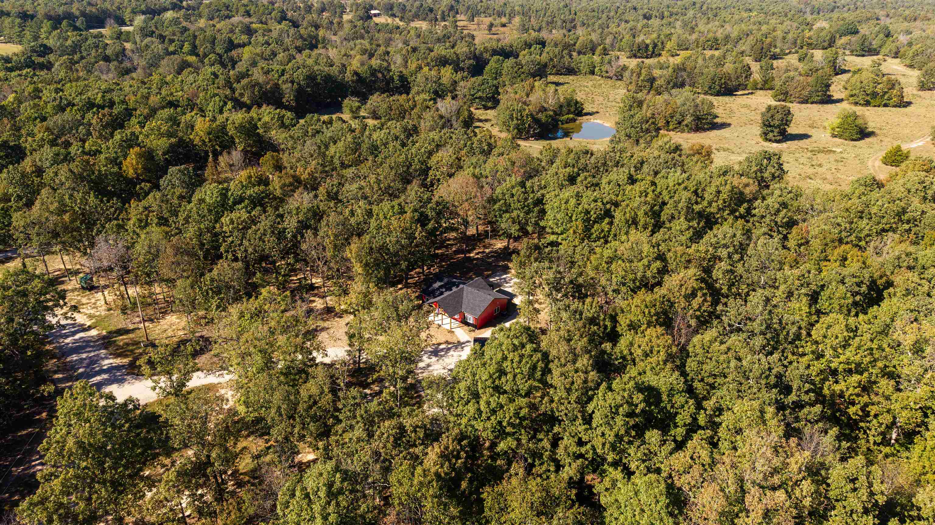 26041551 Property Photo 46
