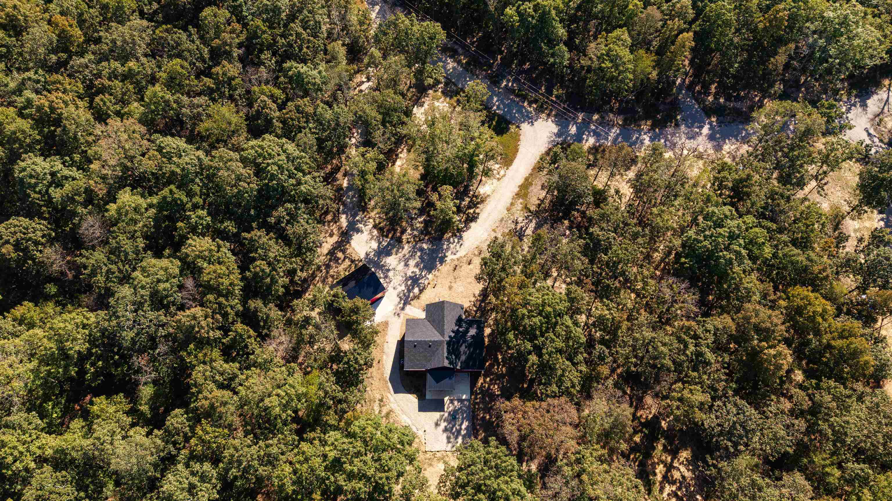 26041551 Property Photo 47