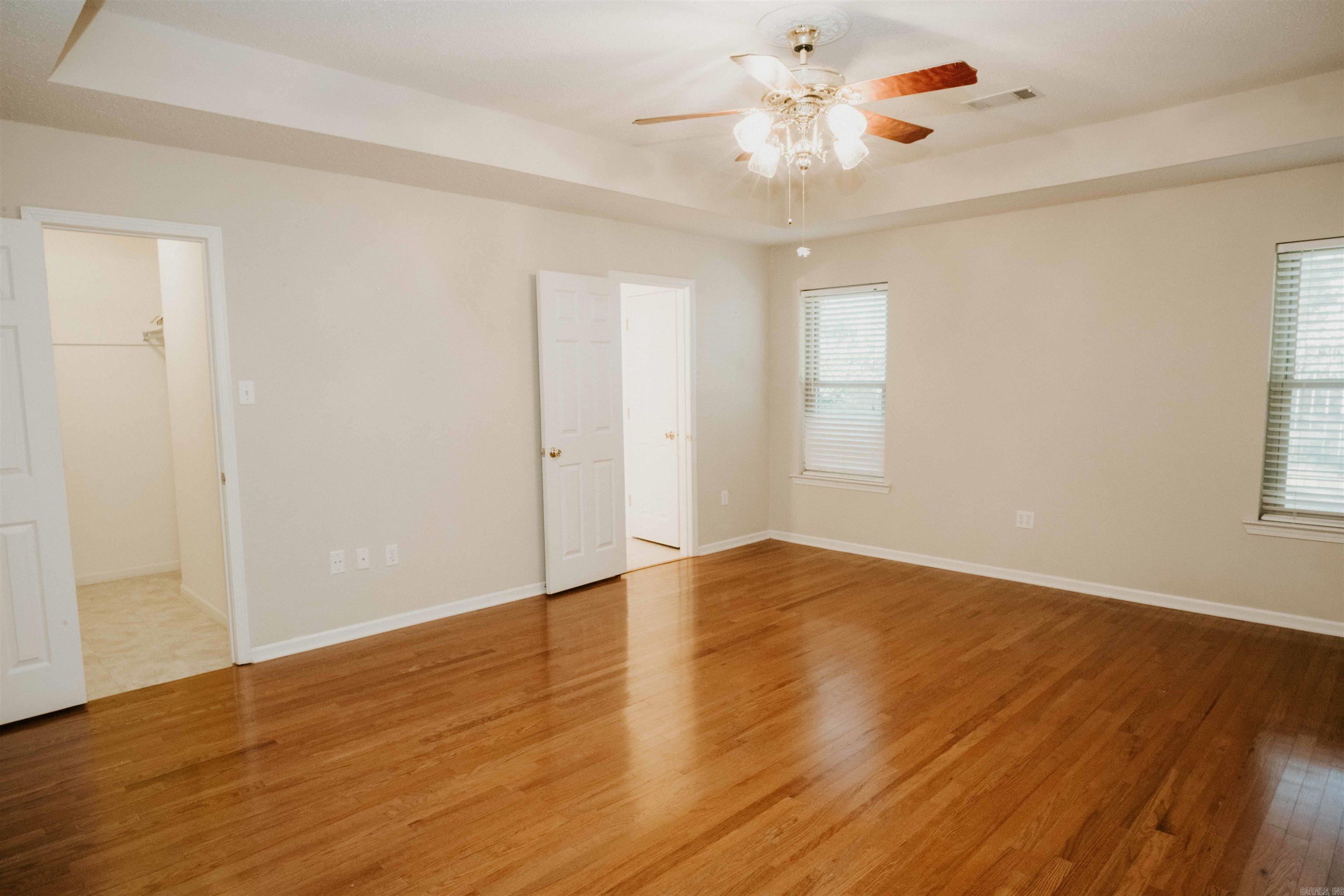 2406 Redwood Property Photo 22