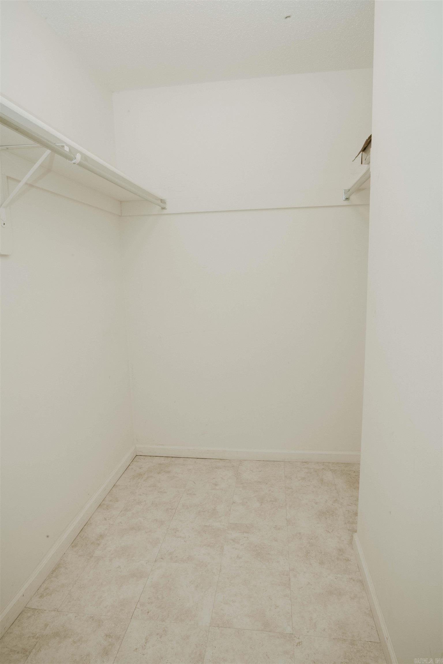 2406 Redwood Property Photo 29