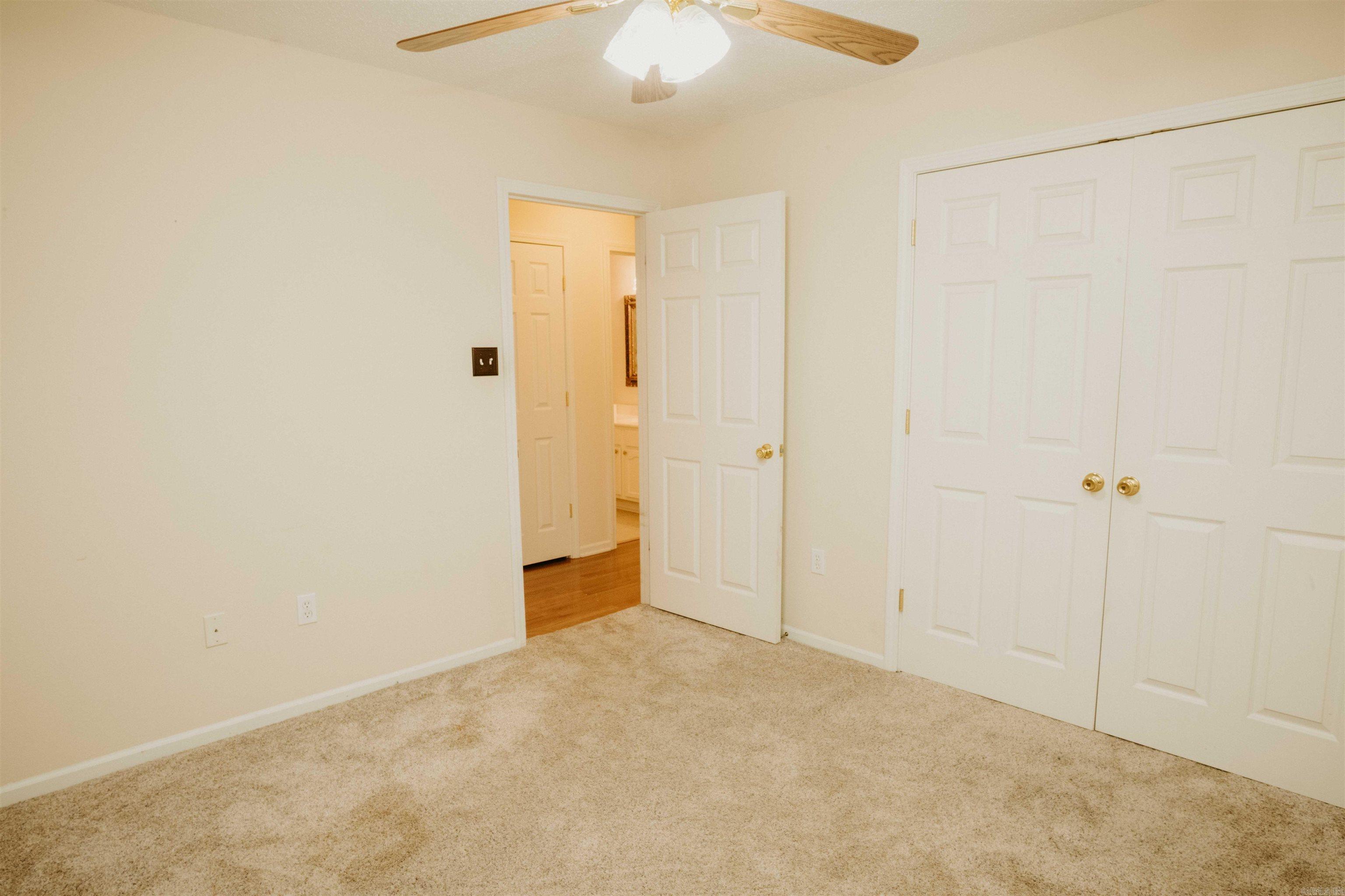 2406 Redwood Property Photo 34