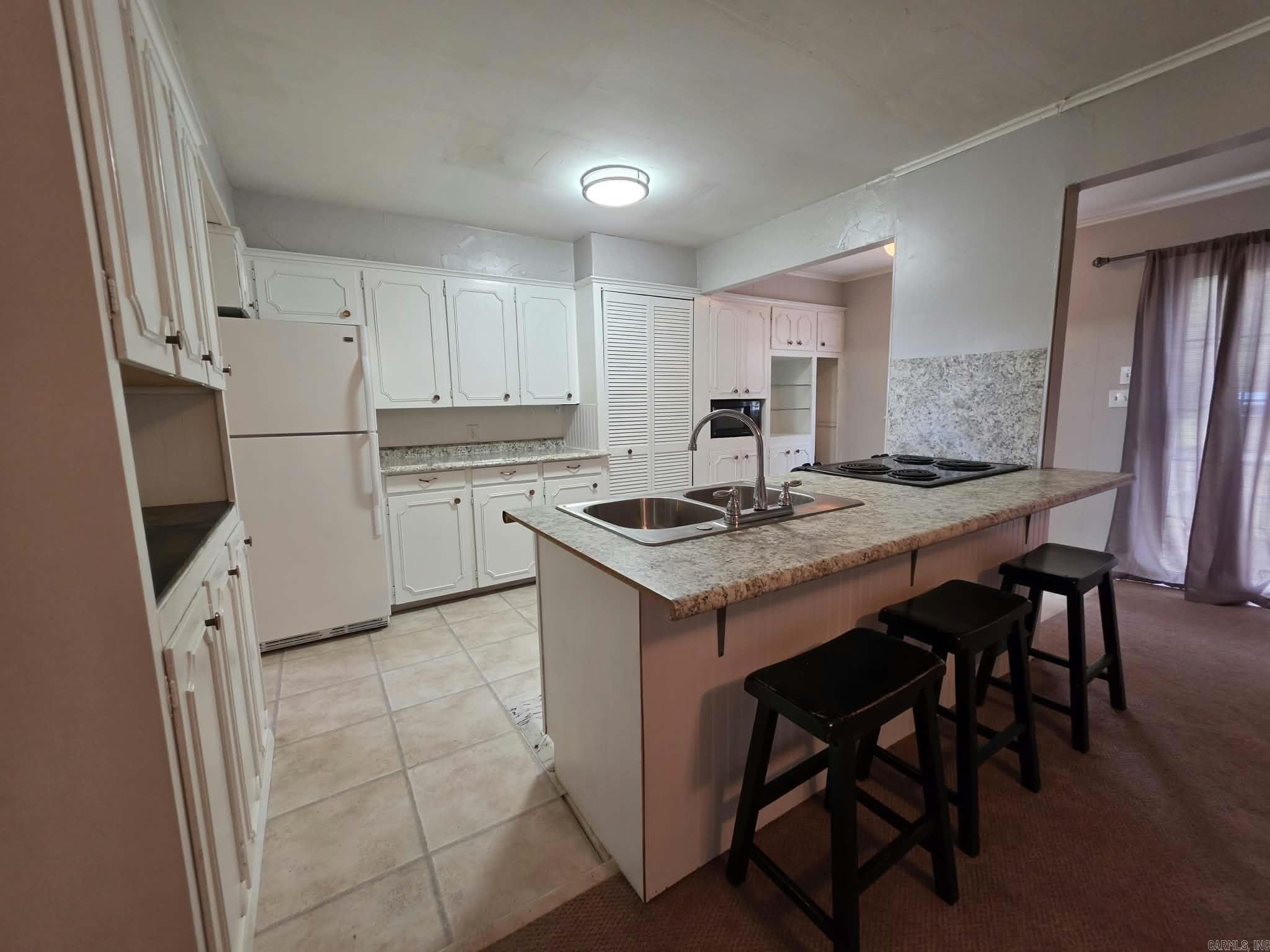 60 Wilson Loop Property Photo 6
