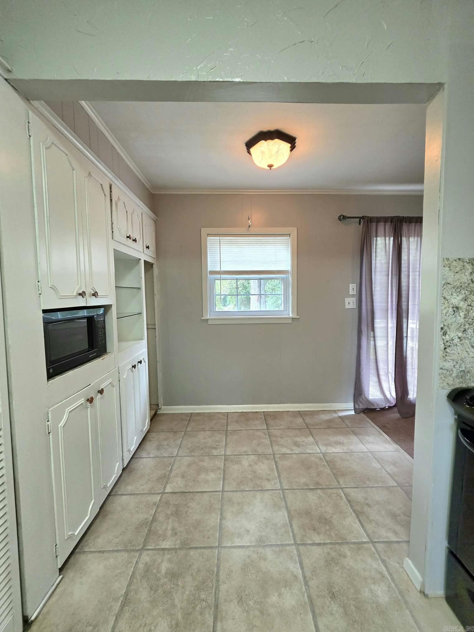 60 Wilson Loop Property Photo 9