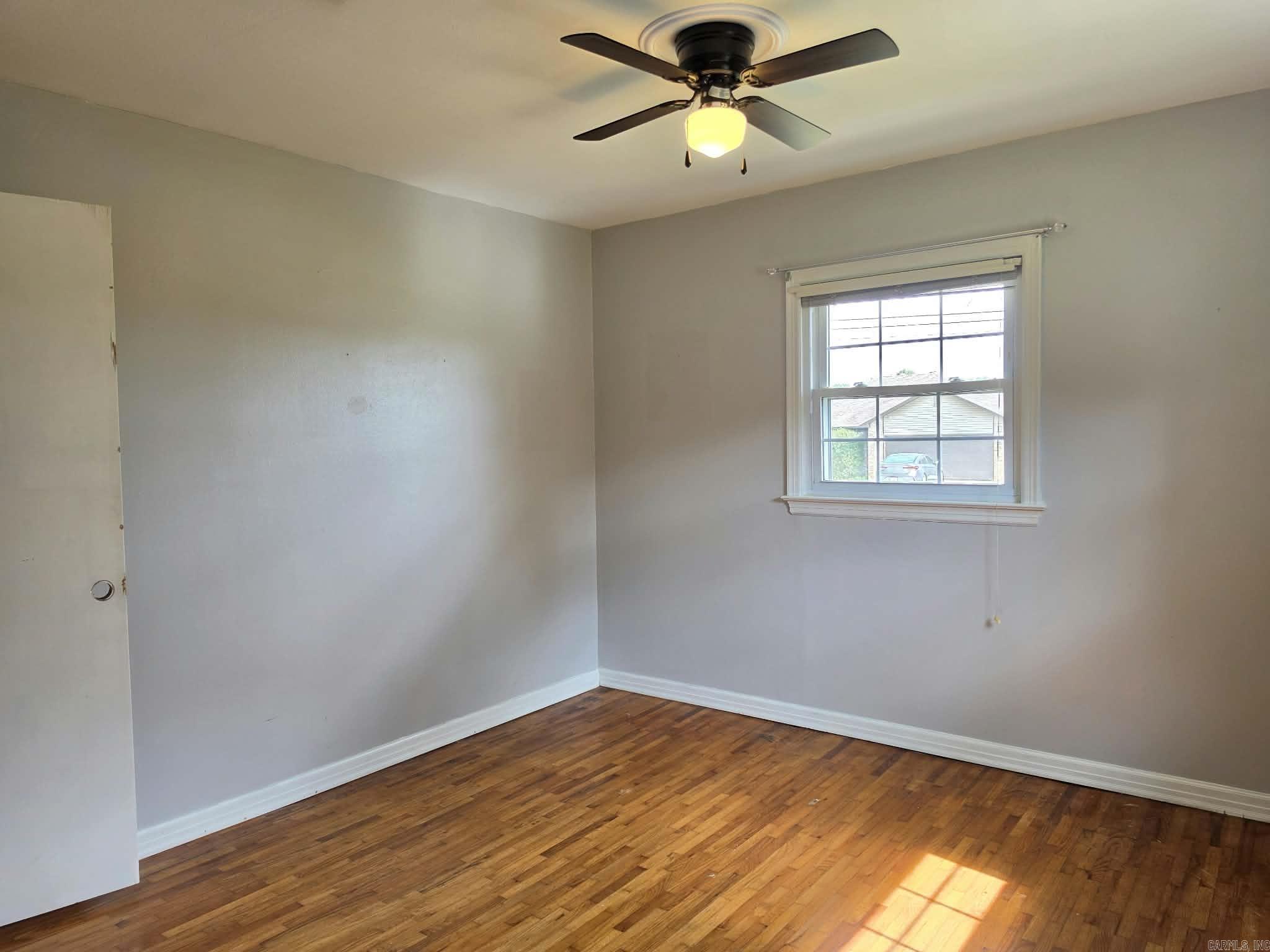 60 Wilson Loop Property Photo 14