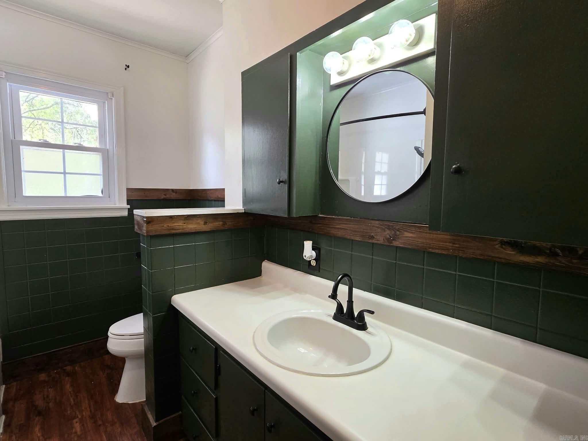60 Wilson Loop Property Photo 15