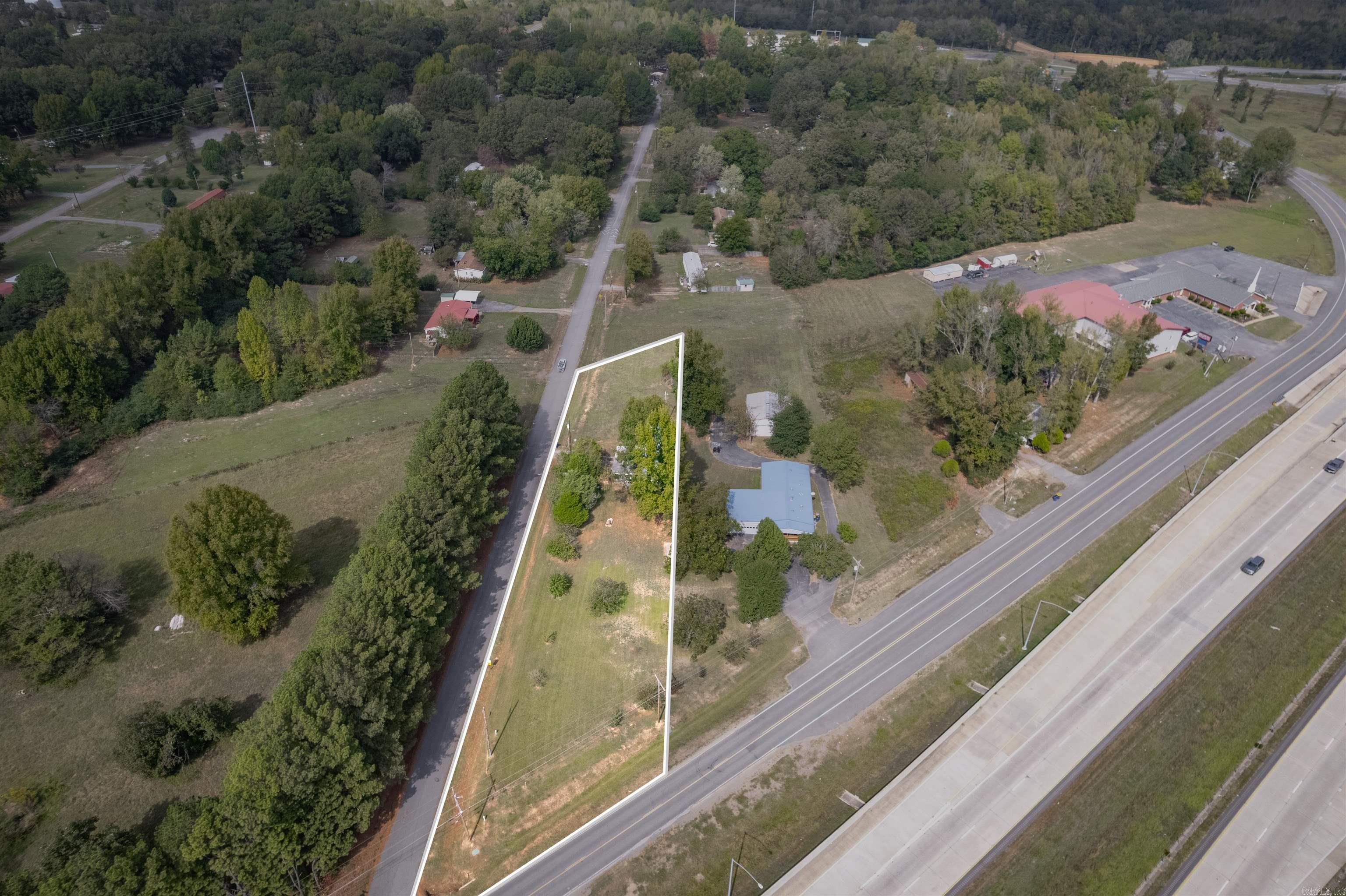 1001 Briarwood Loop Property Photo 3