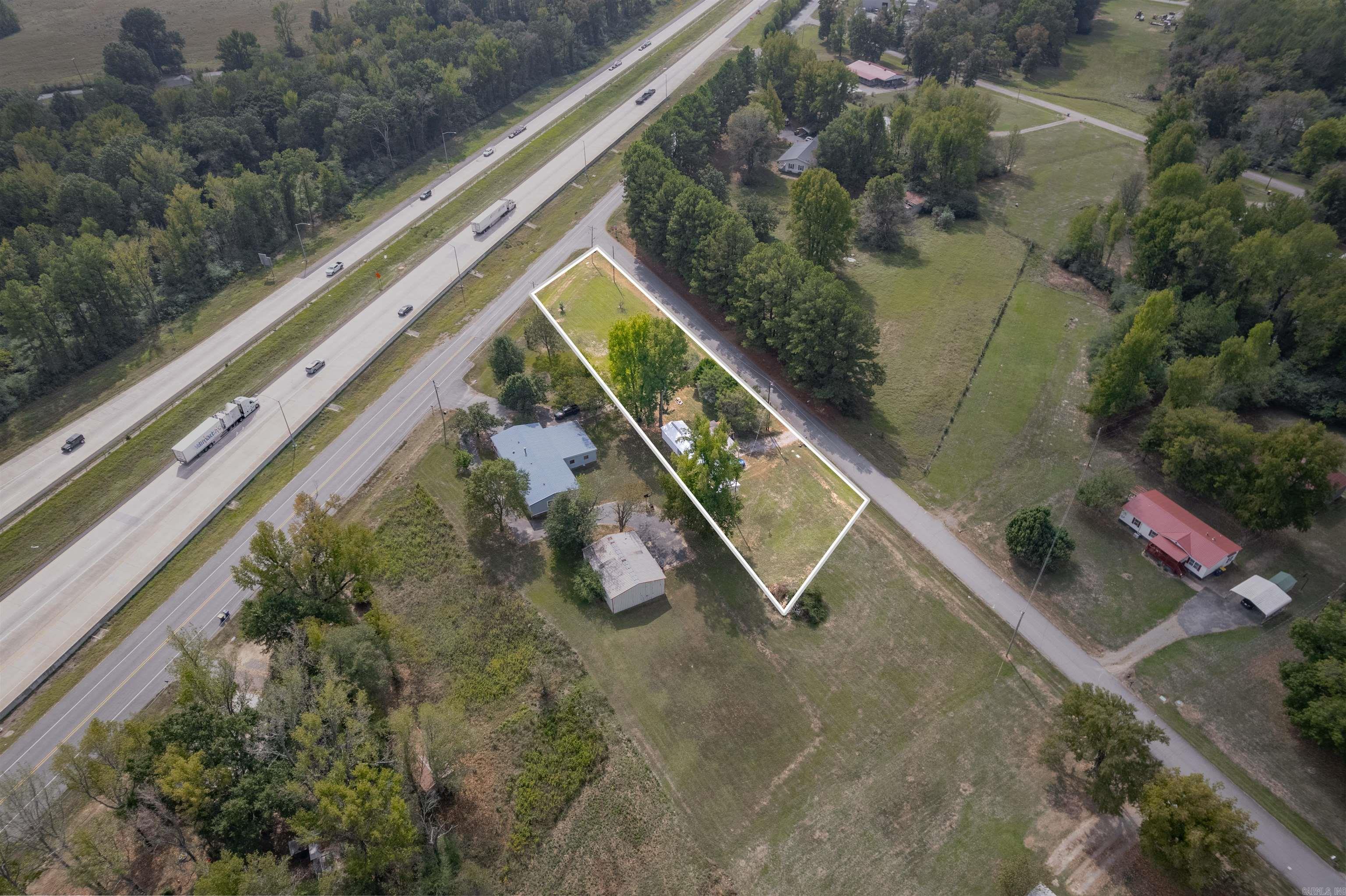 1001 Briarwood Loop Property Photo 6