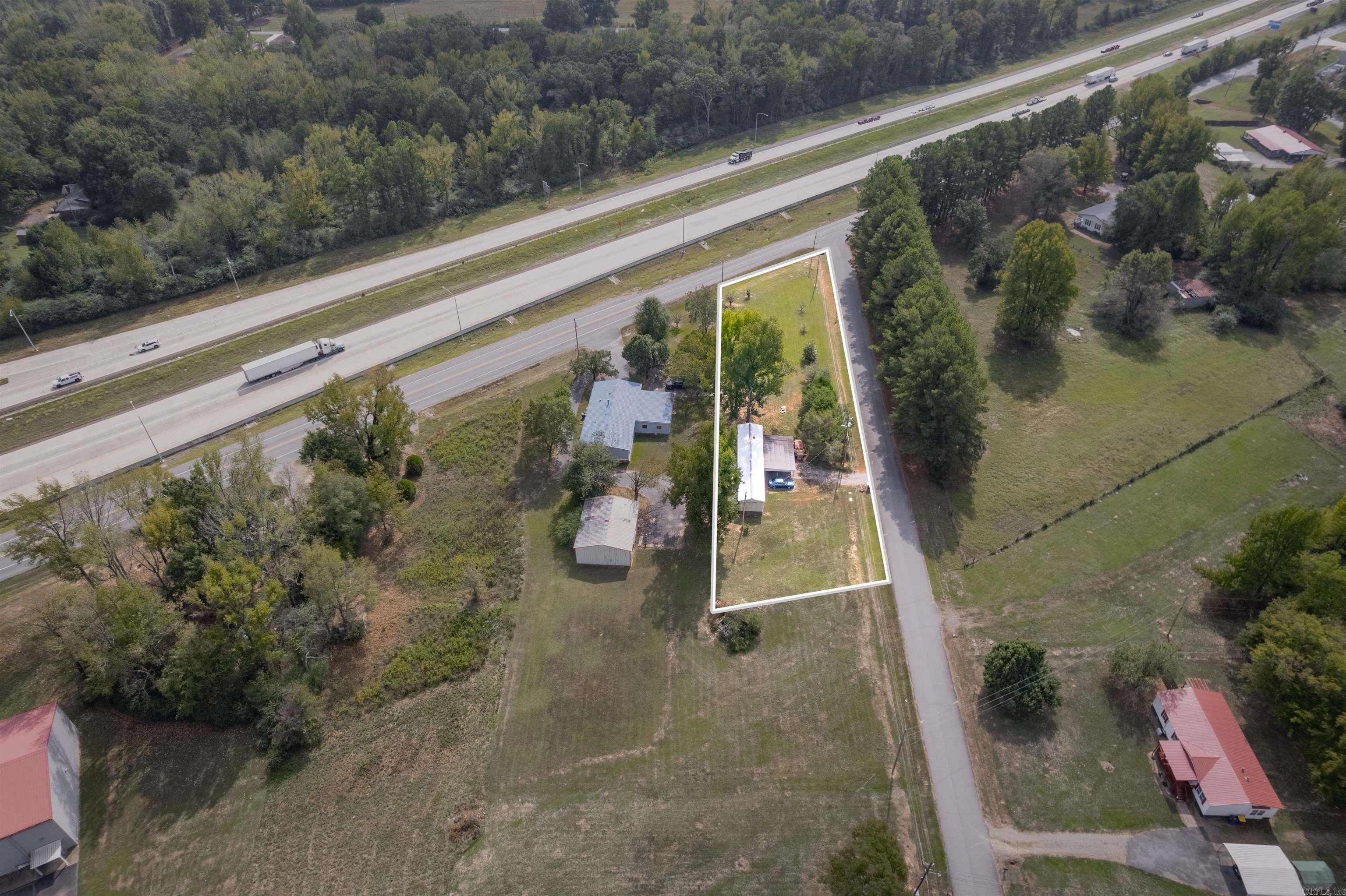 1001 Briarwood Loop Property Photo 7