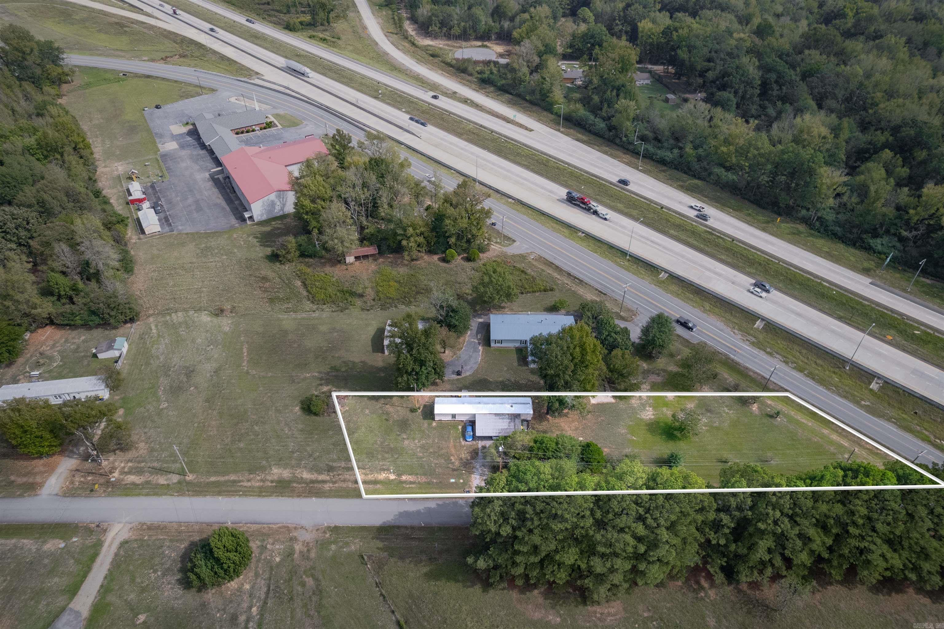 1001 Briarwood Loop Property Photo 9