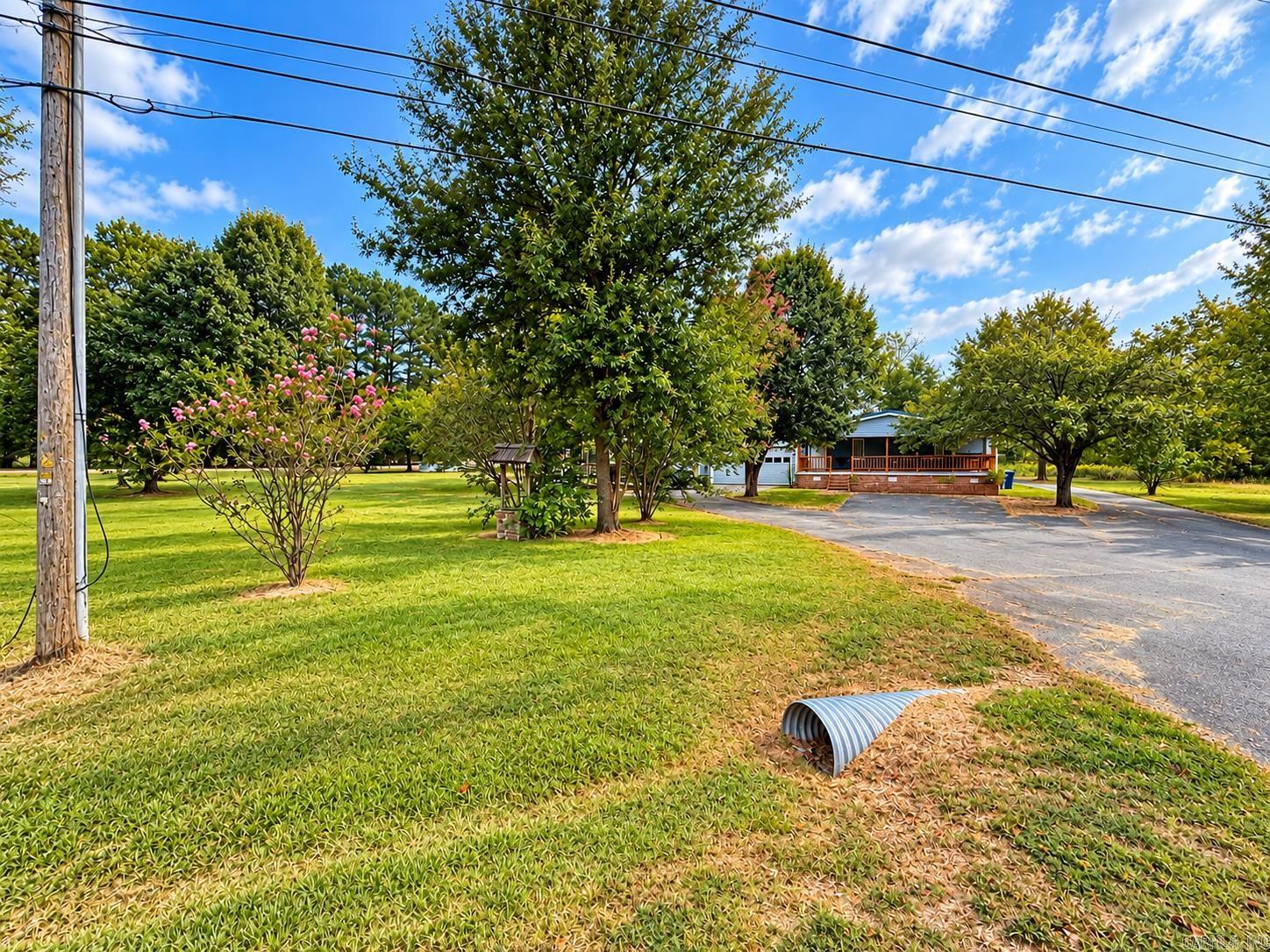 1742 Willie Ray Drive Property Photo 1