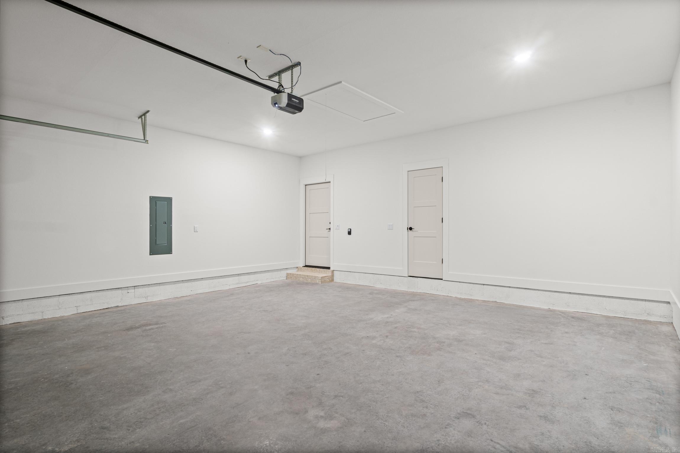 1913 Lakeview Drive Property Photo 23