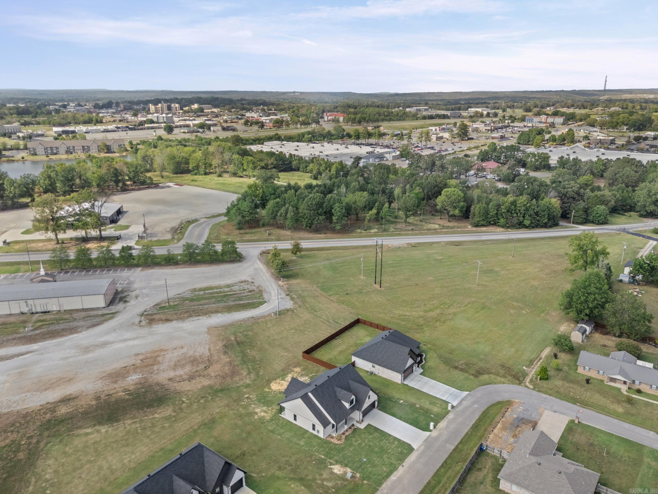 1913 Lakeview Drive Property Photo 29
