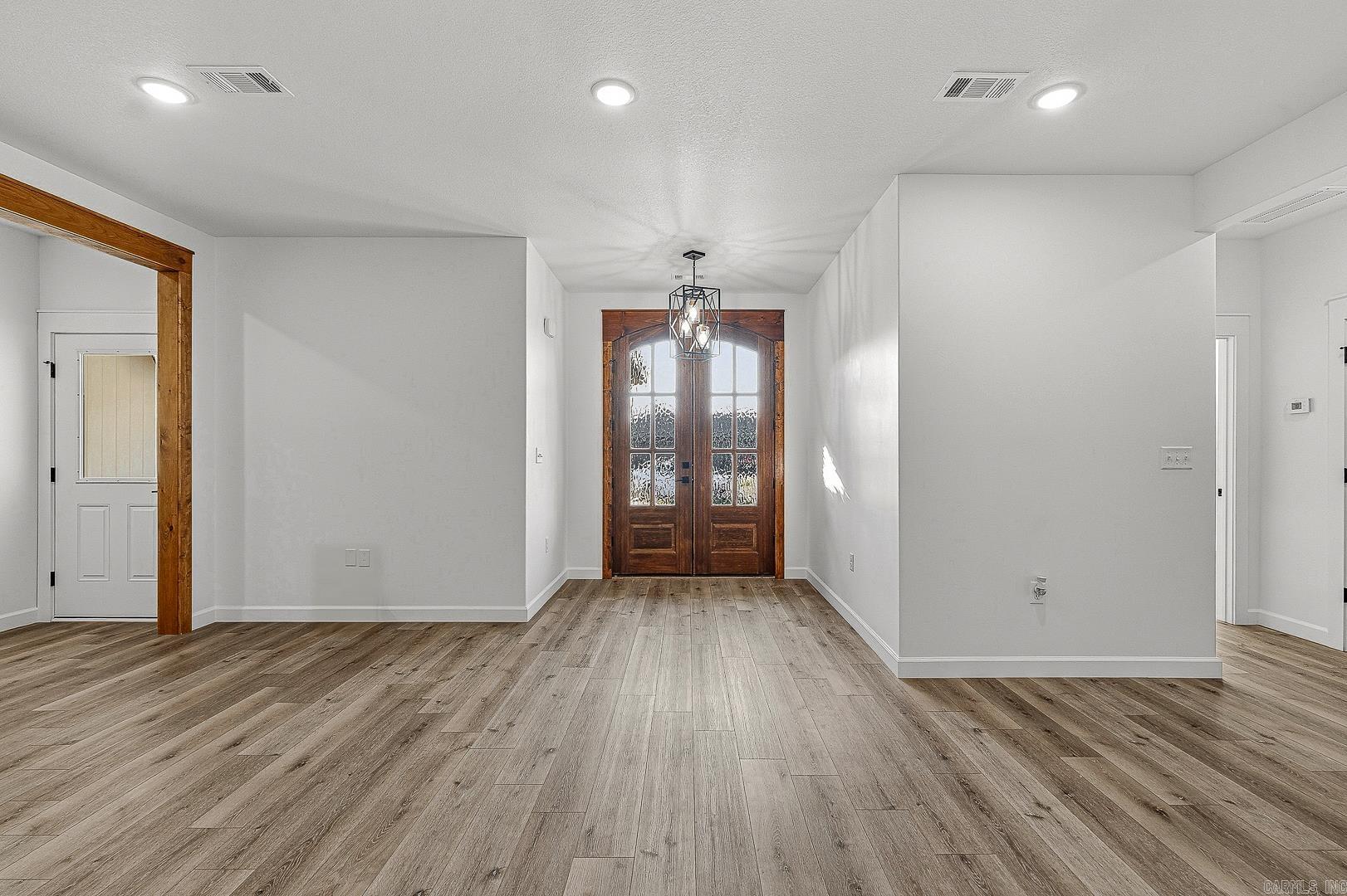 149 Nelson Circle Property Photo 12