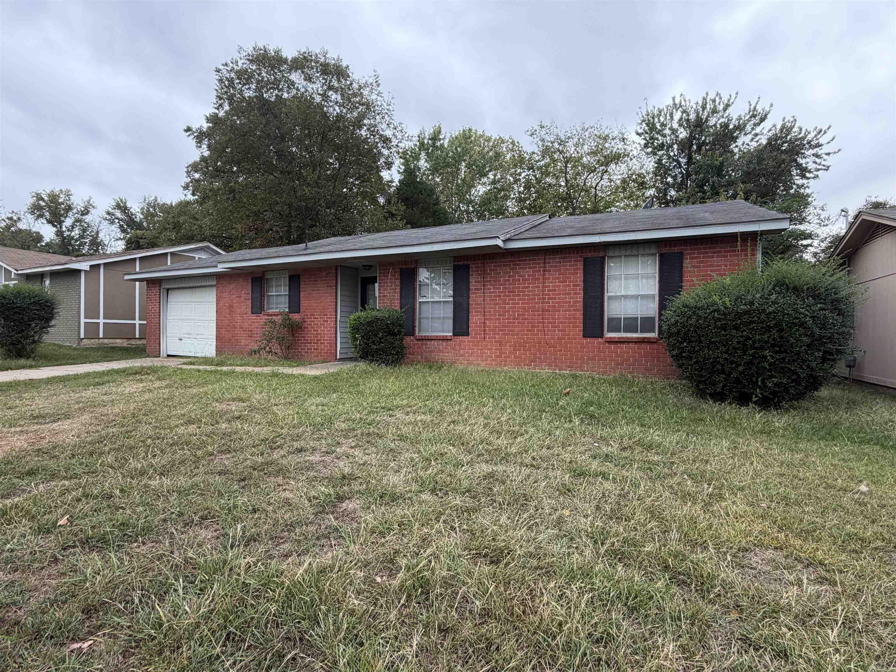 1109 Lehman Drive Property Photo 2