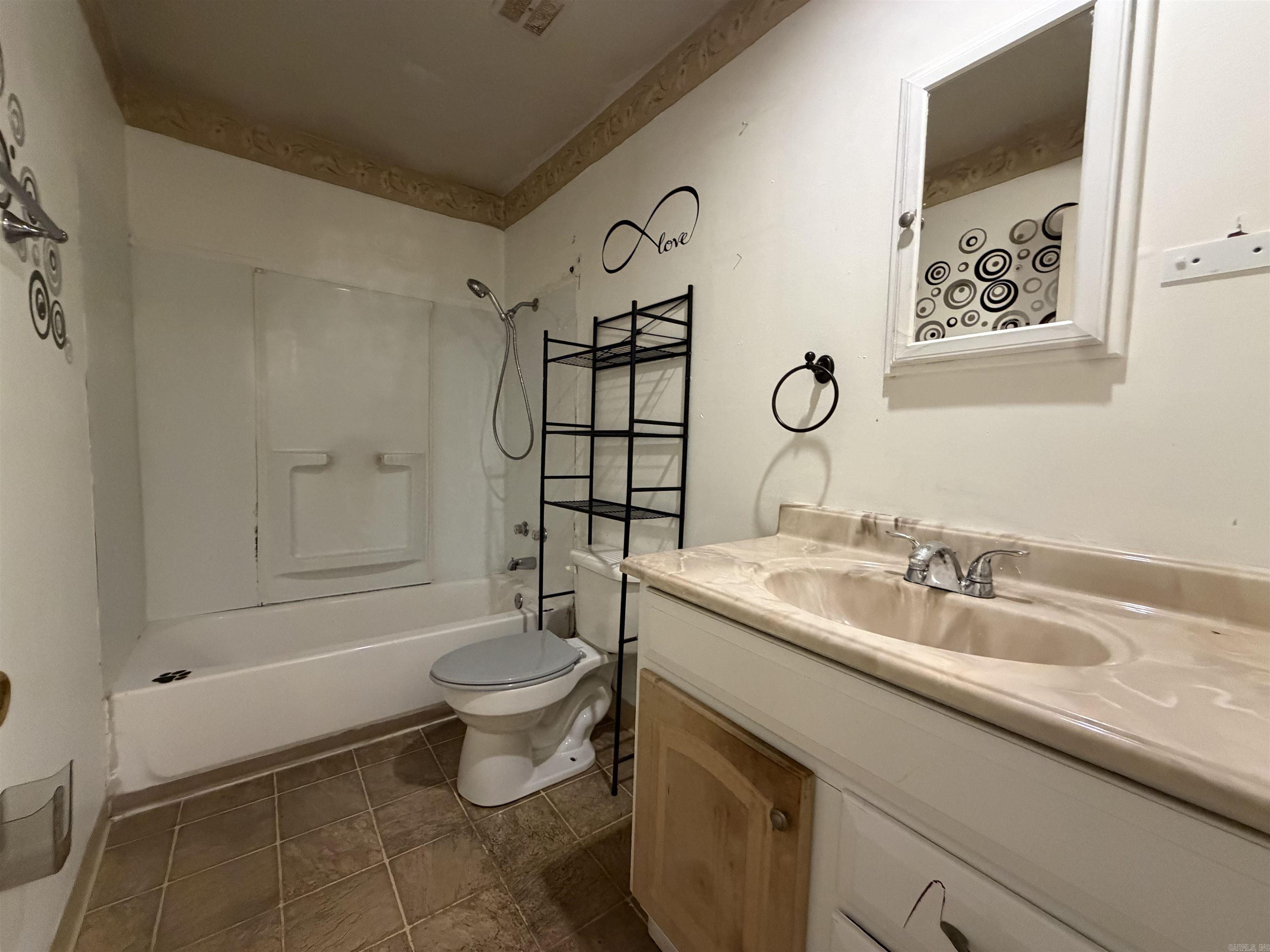 1109 Lehman Drive Property Photo 8