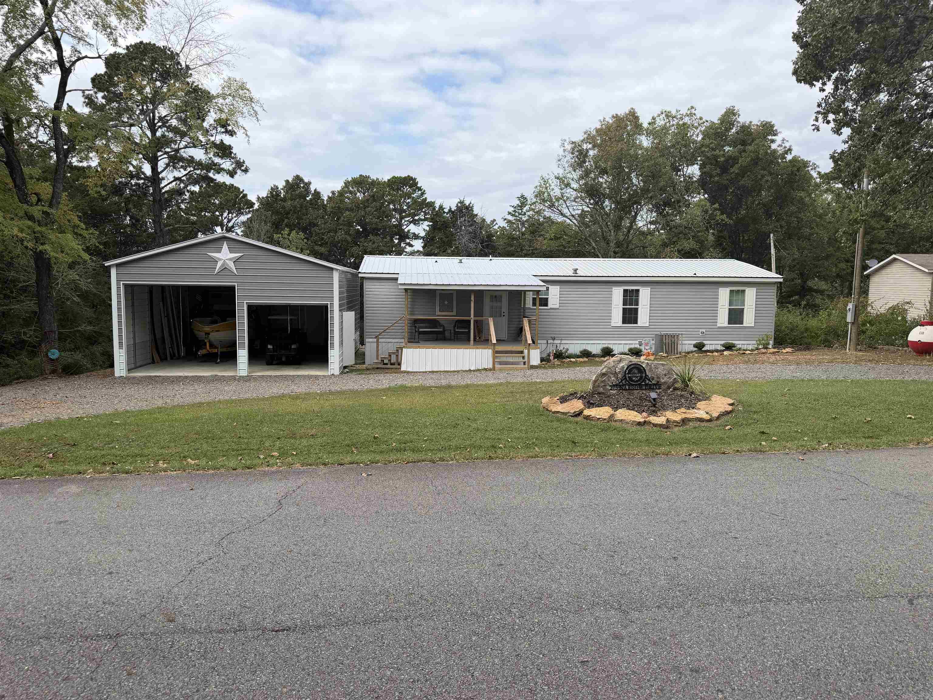 275 Narrows Dr. Property Photo 45