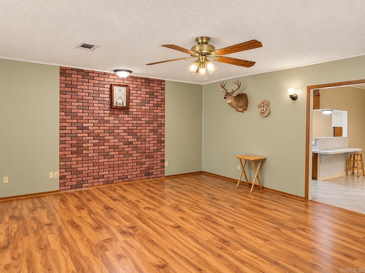 7324 Marcia Property Photo 6