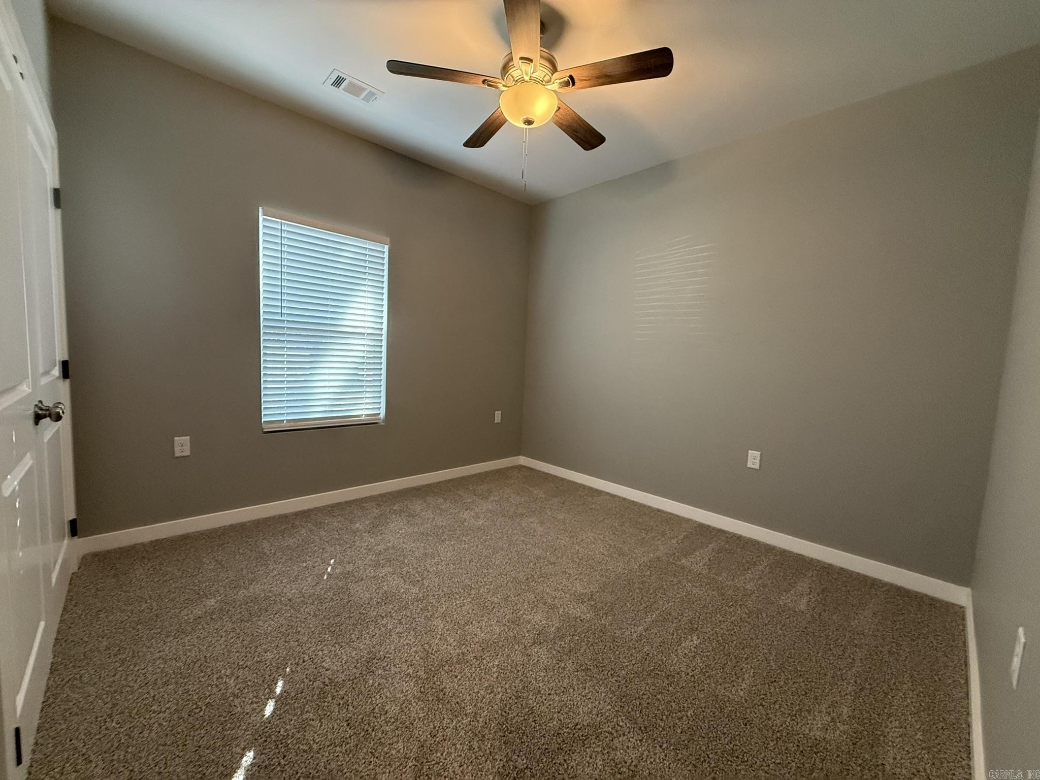 721 S Richards Property Photo 6