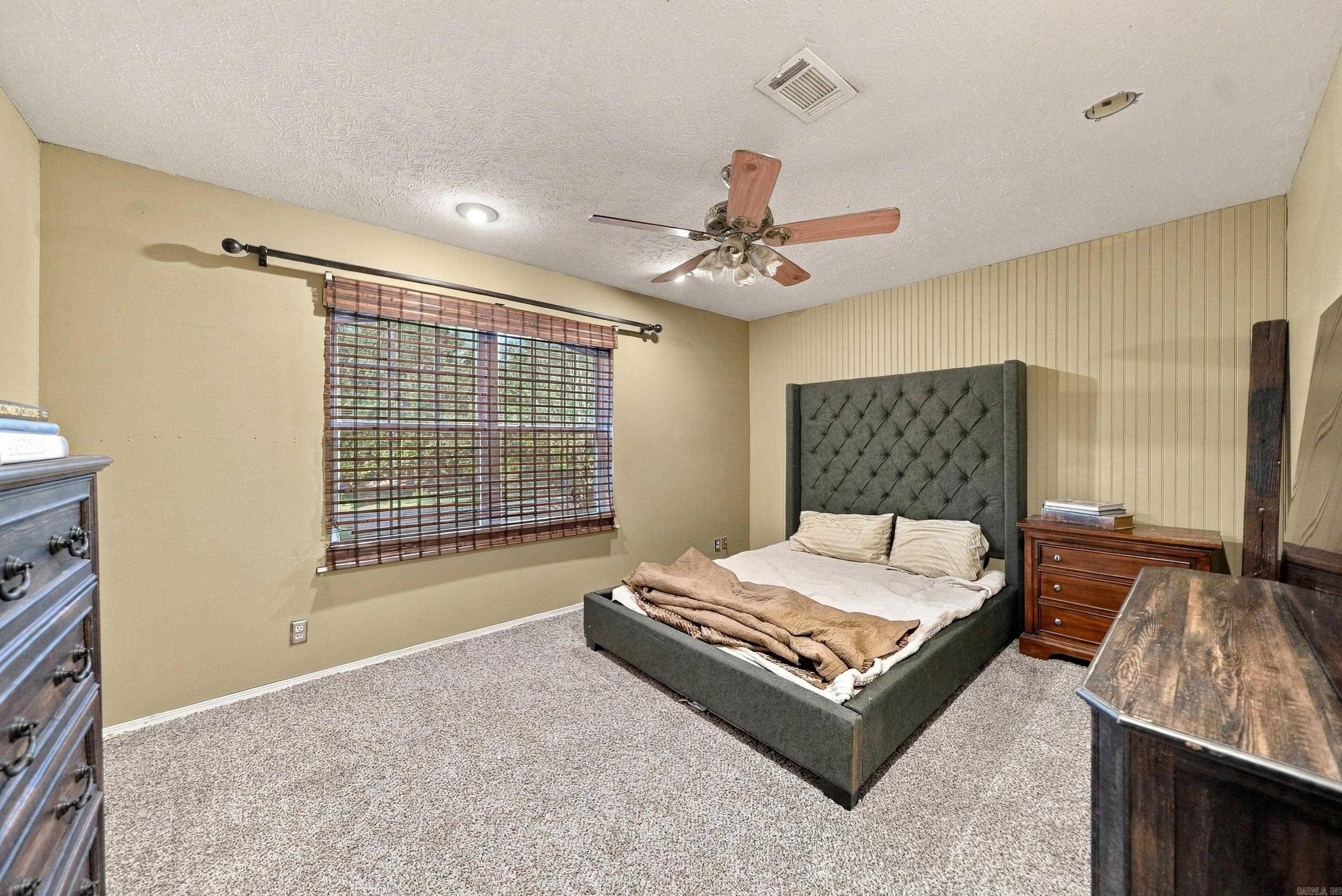 27 Pine Street Property Photo 35