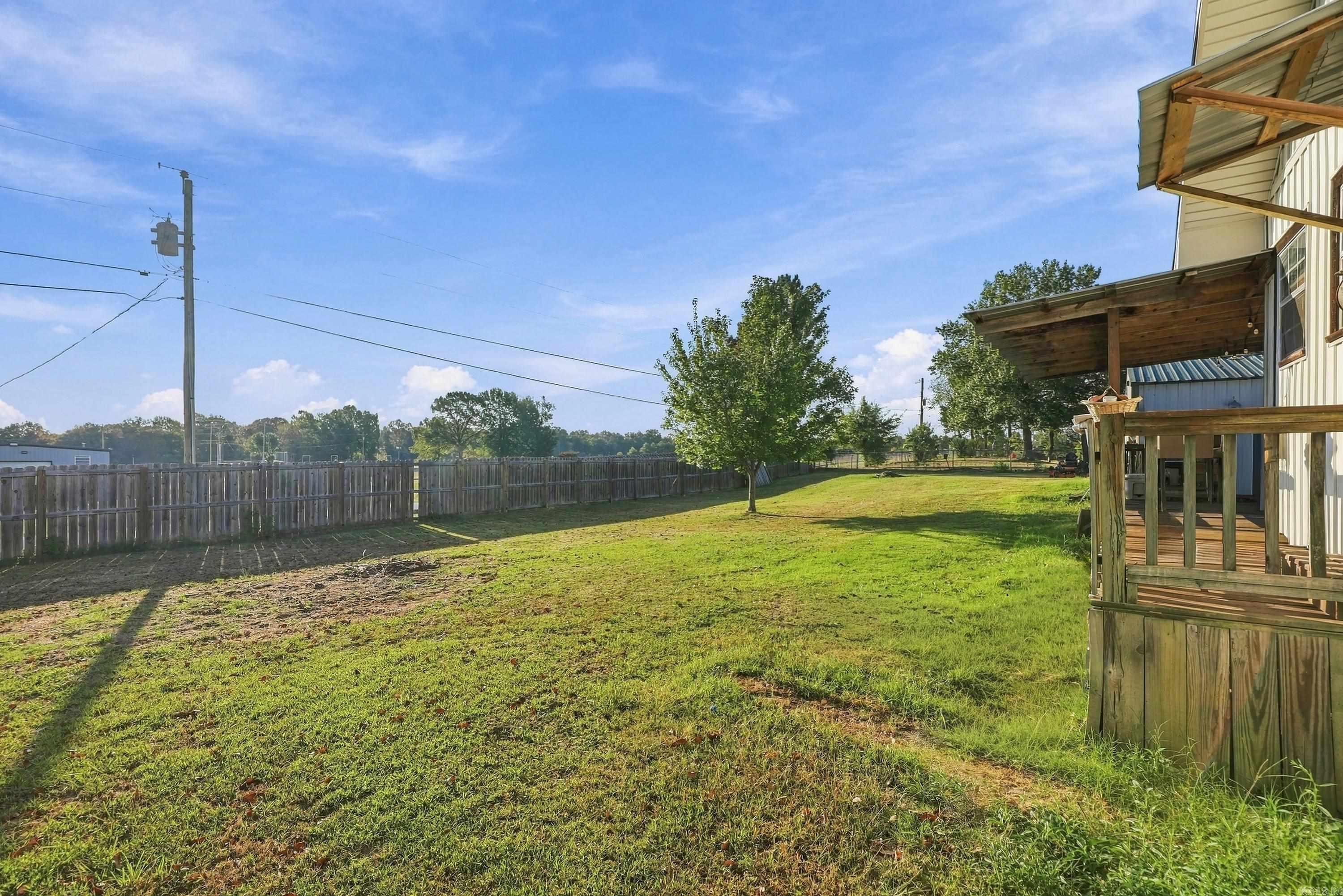 27 Pine Street Property Photo 45