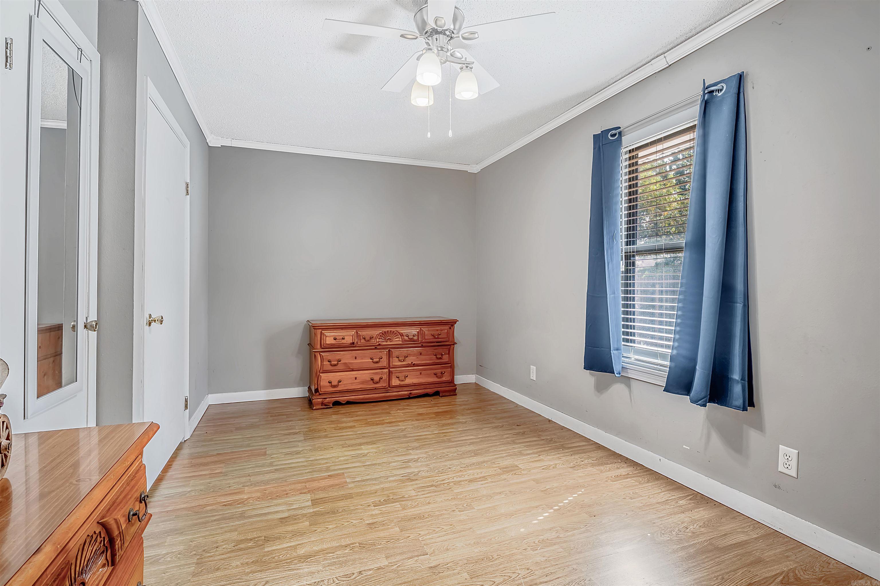 205 E Cleveland Street Property Photo 17