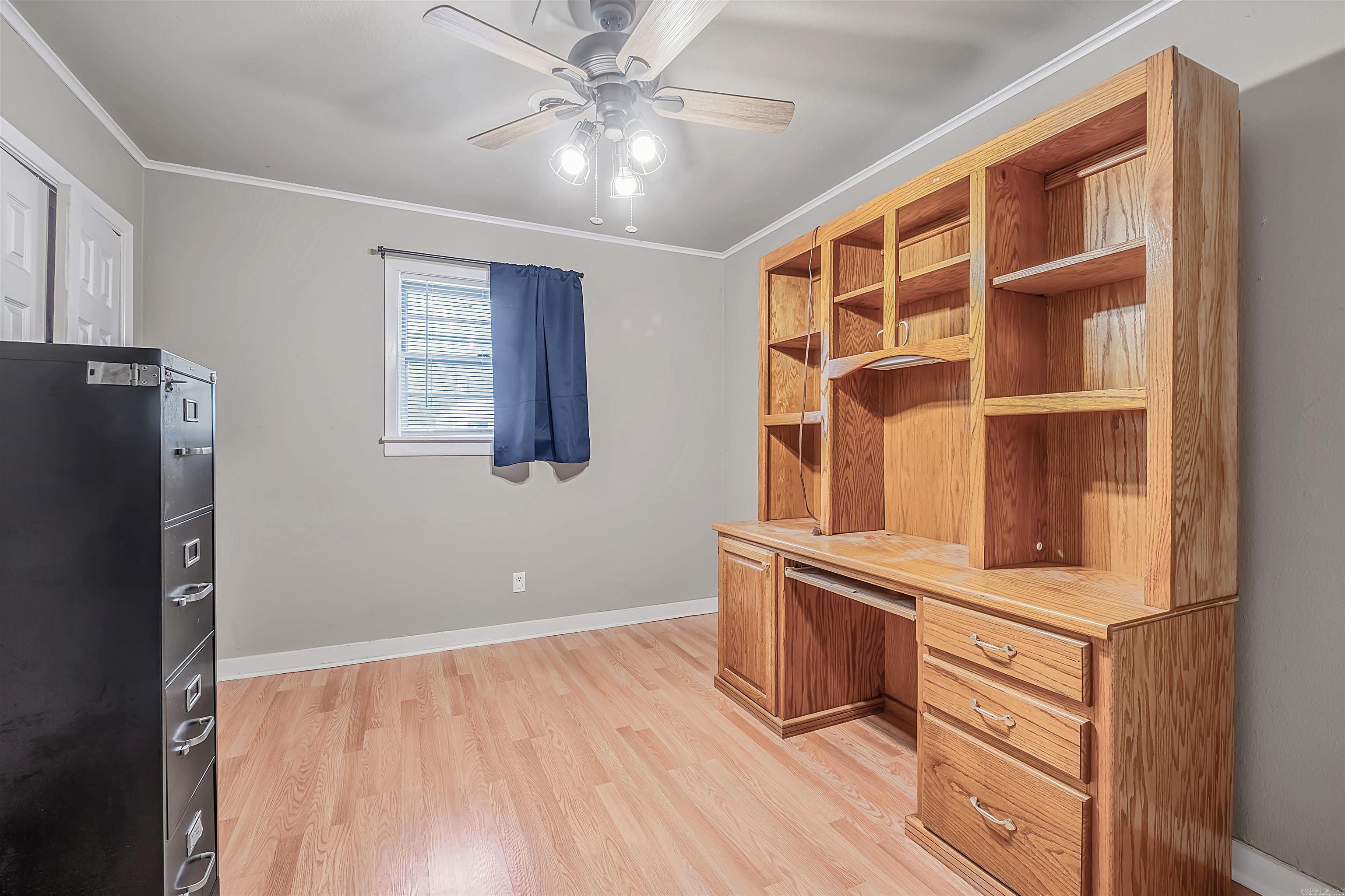 205 E Cleveland Street Property Photo 20