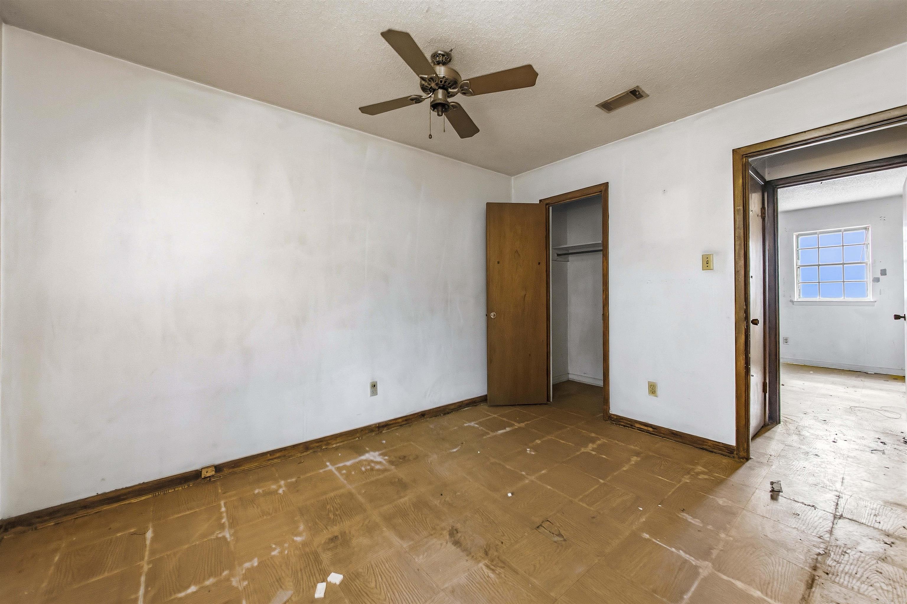 6 Pine Cone Cove Property Photo 15