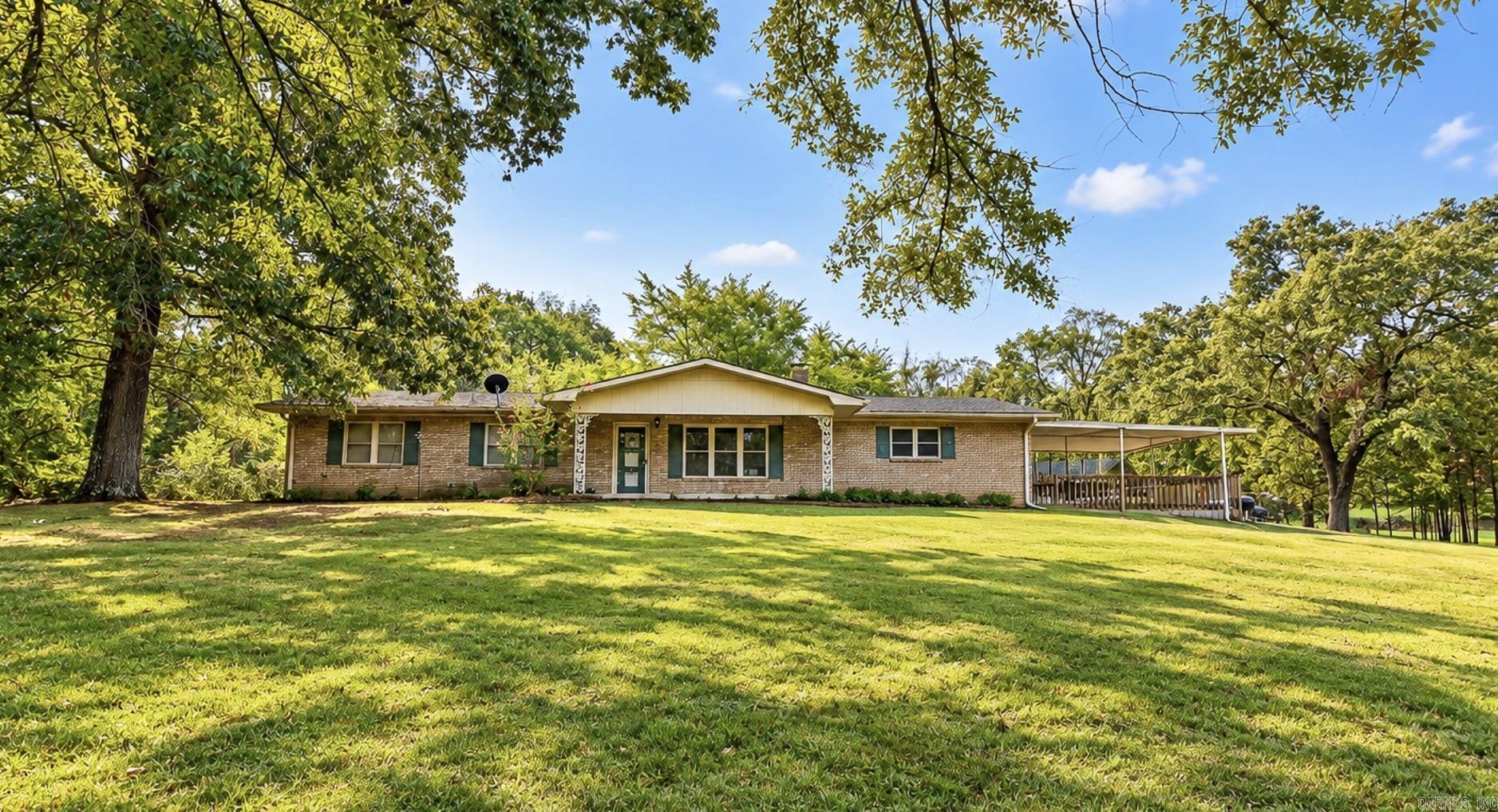 108 Medlin Ln Property Photo 1
