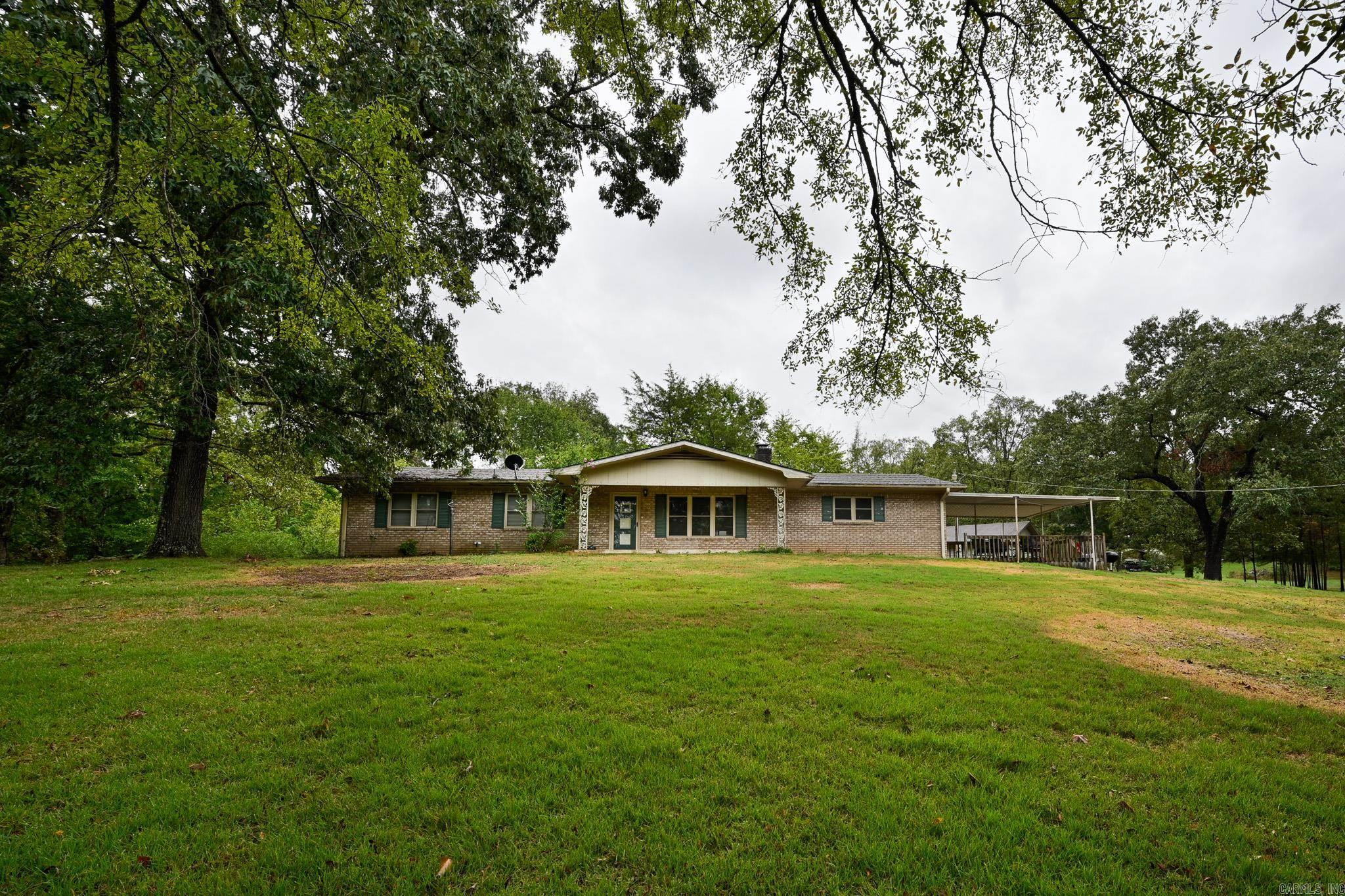 109 Medlin Ln Property Photo 2