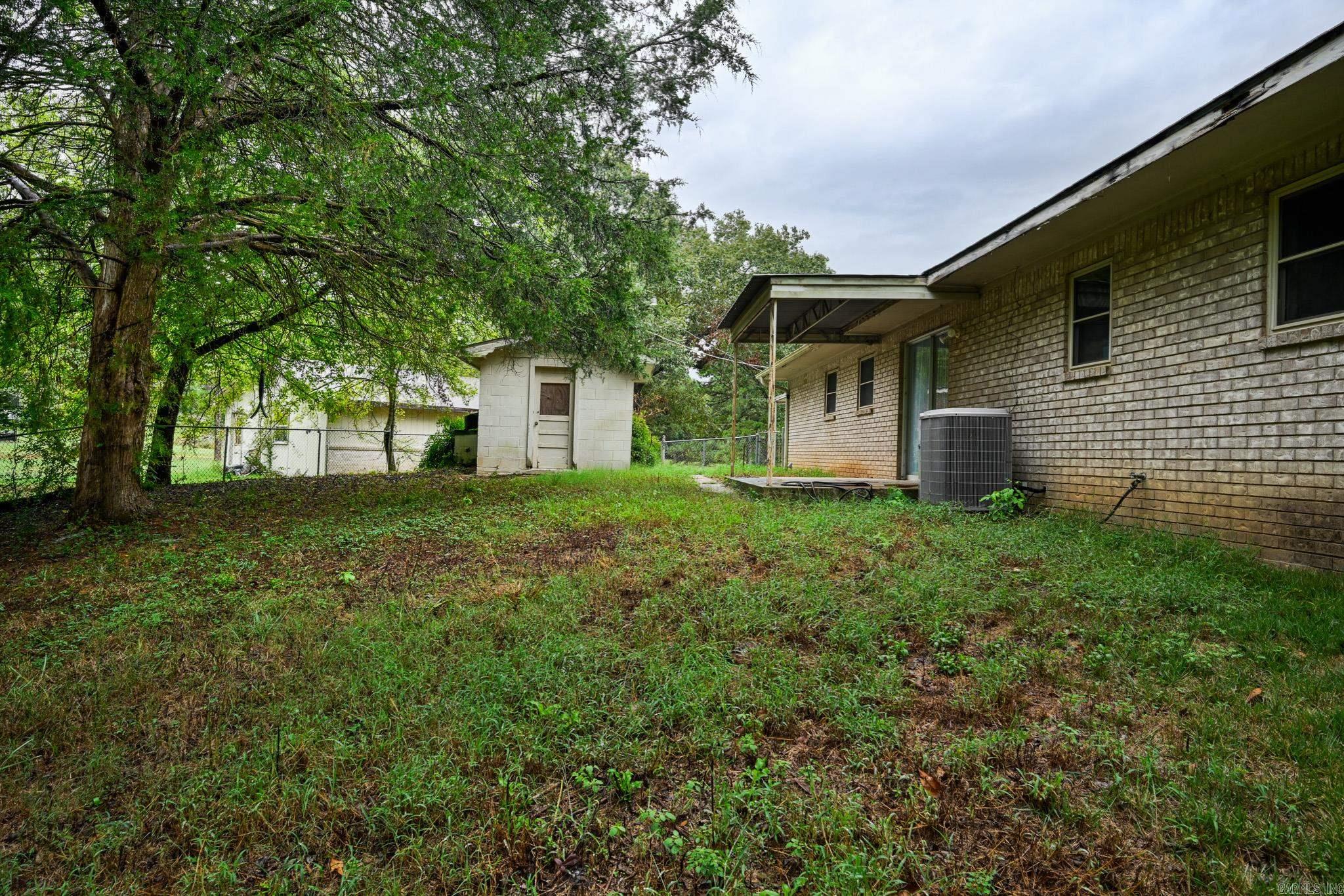 109 Medlin Ln Property Photo 12