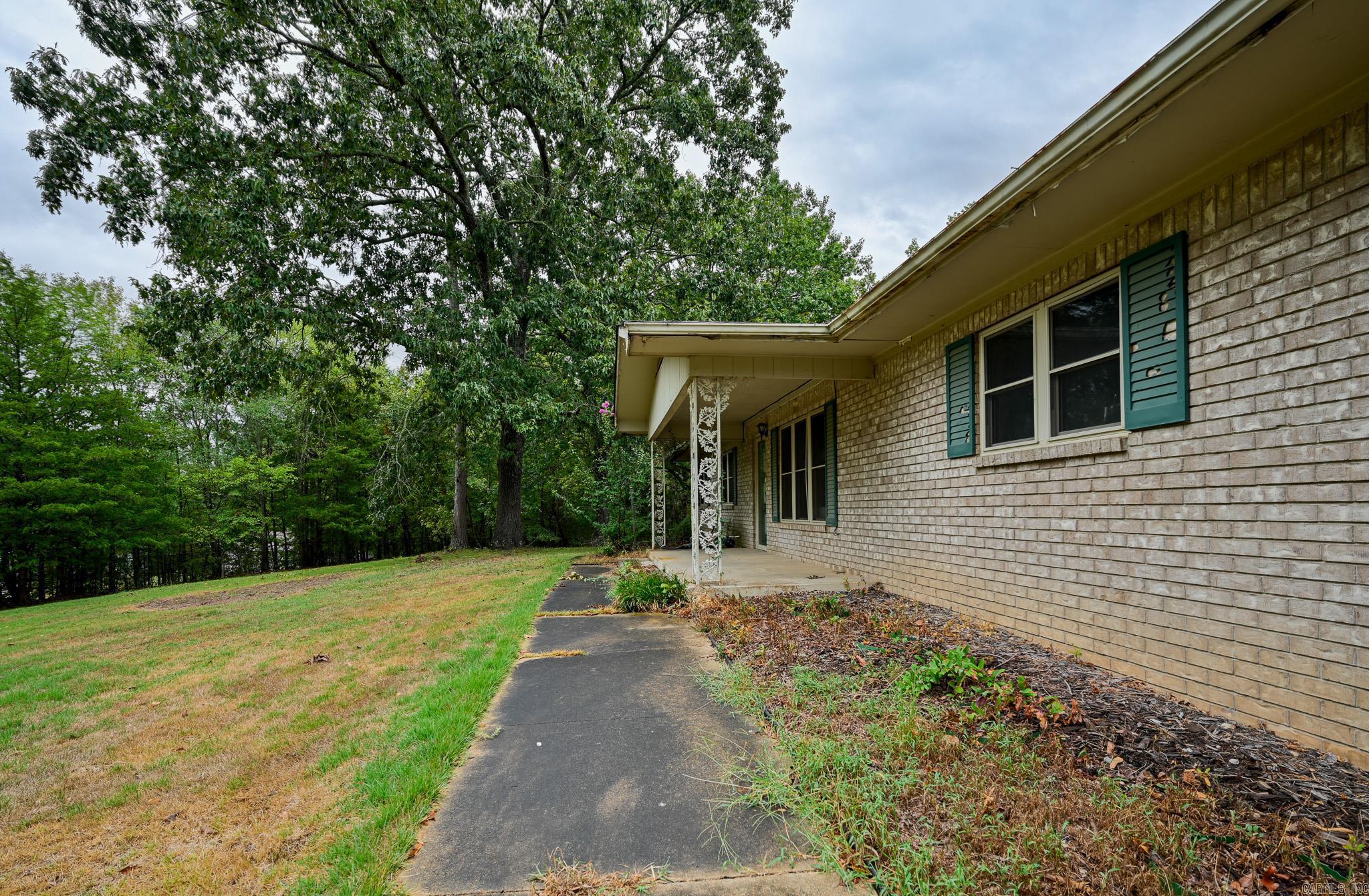 109 Medlin Ln Property Photo 14